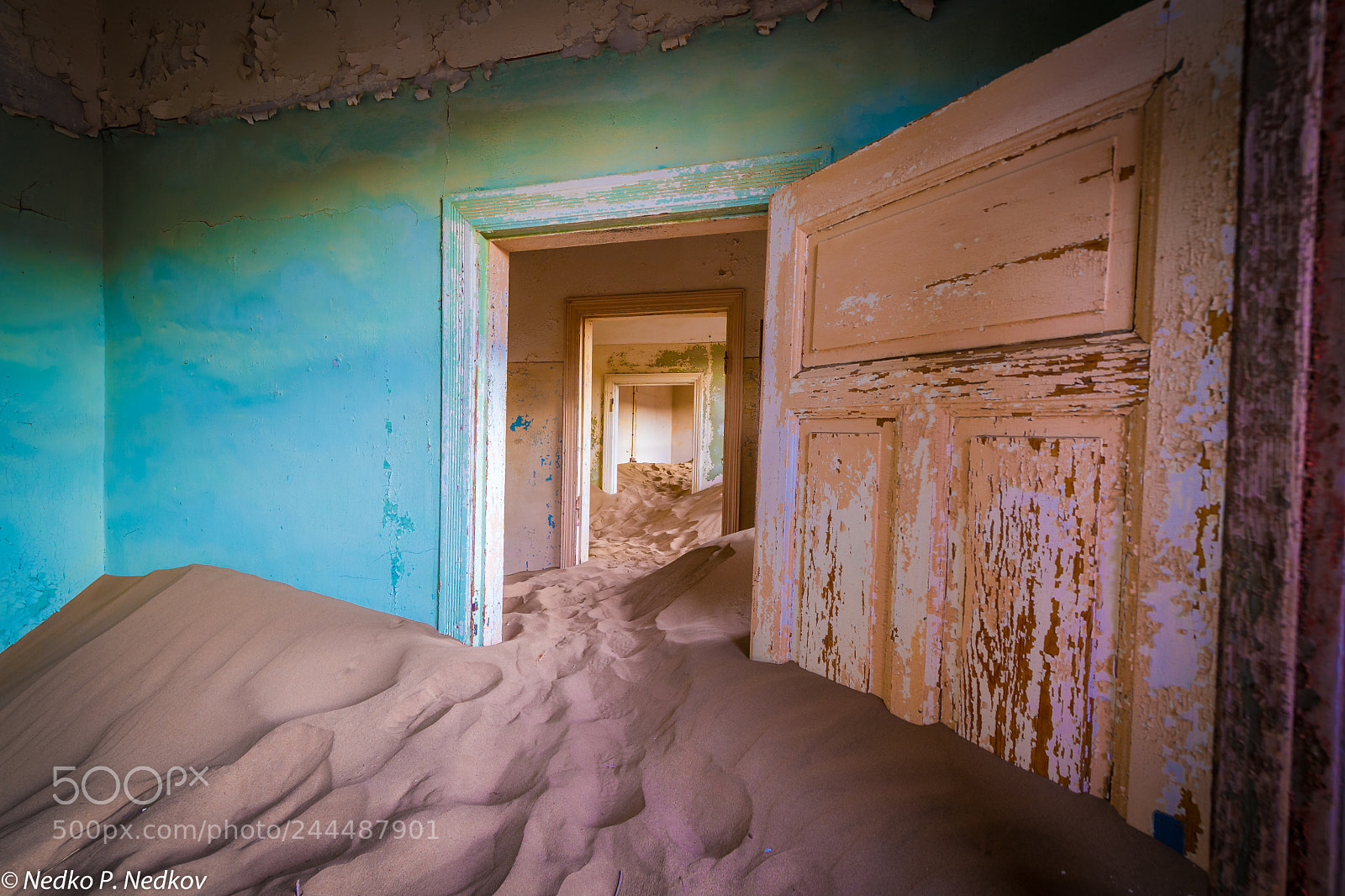 Nikon D5 sample photo. Kolmanskop photography