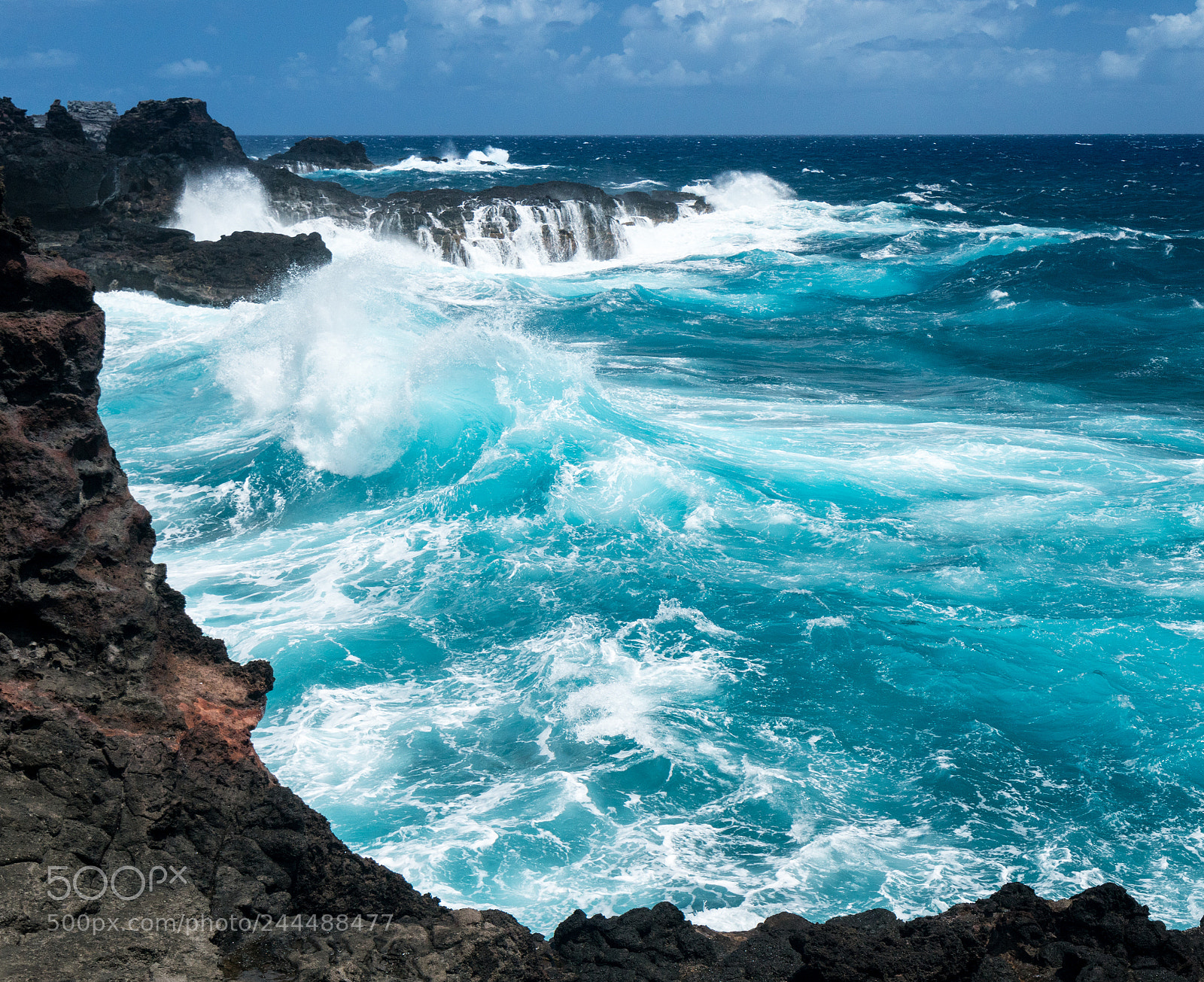 Sony a7R II sample photo. Waves crash on north photography