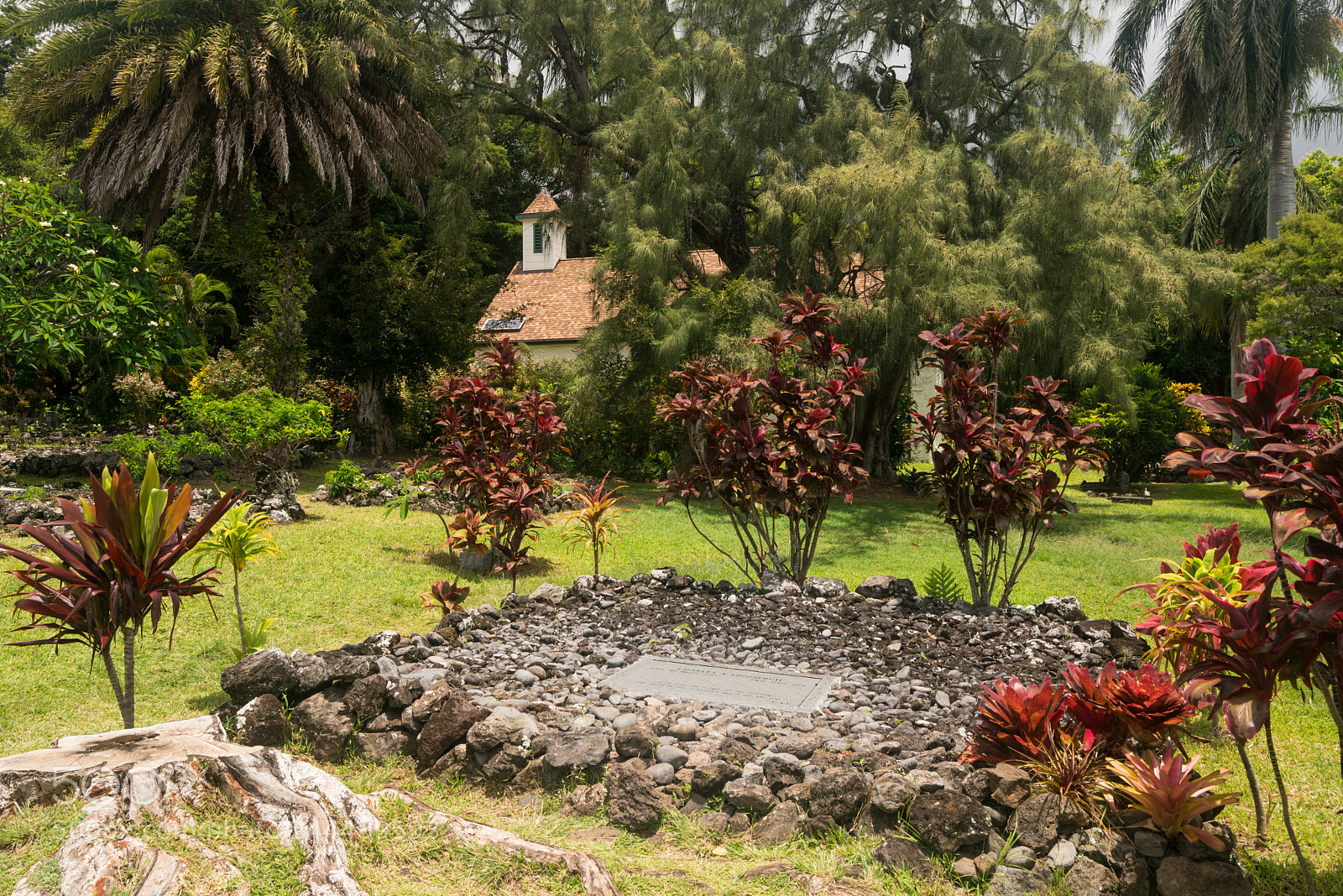 Sony a7R II sample photo. Grave of aviator charles photography