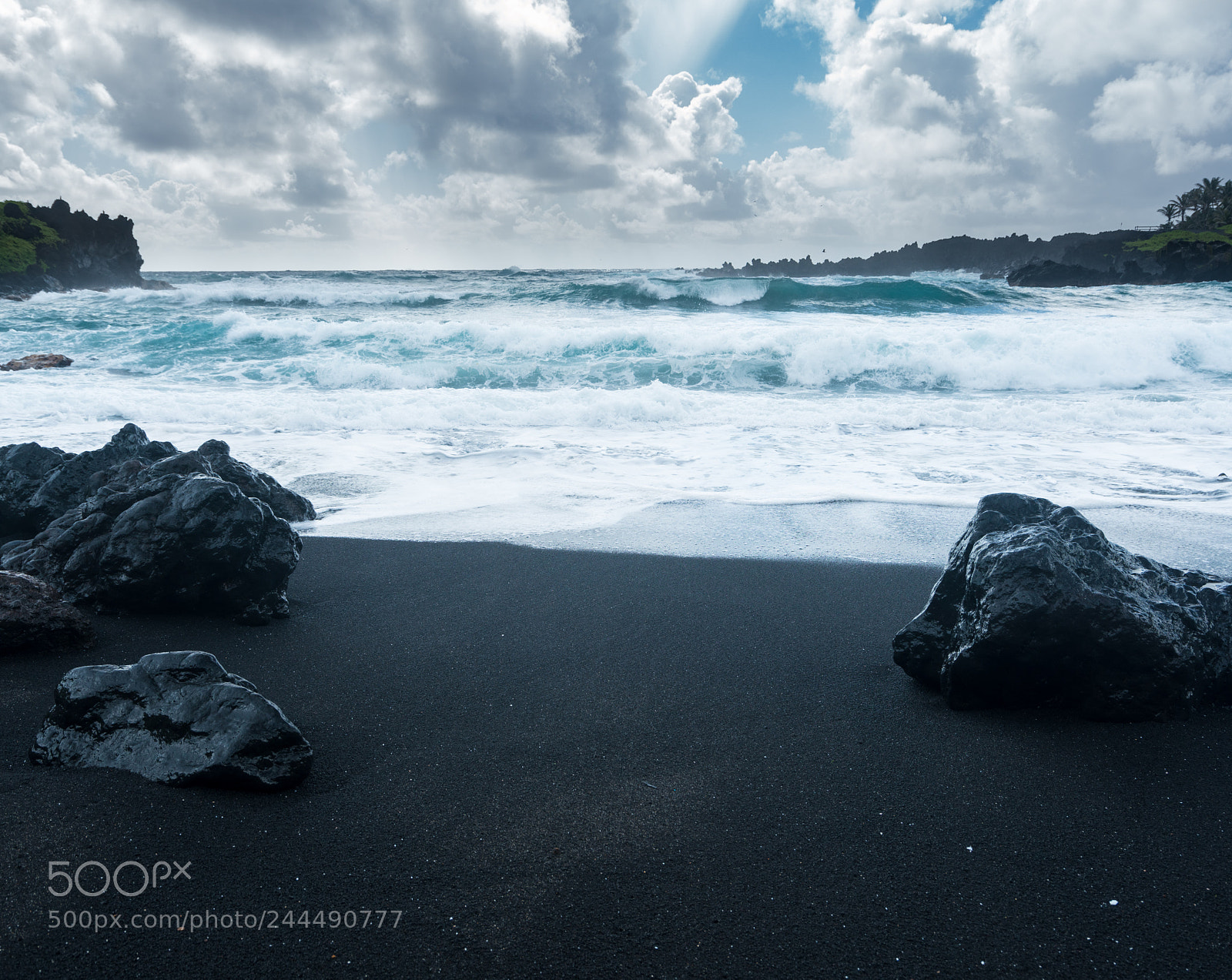 Sony a7R II sample photo. Black sand beach at photography