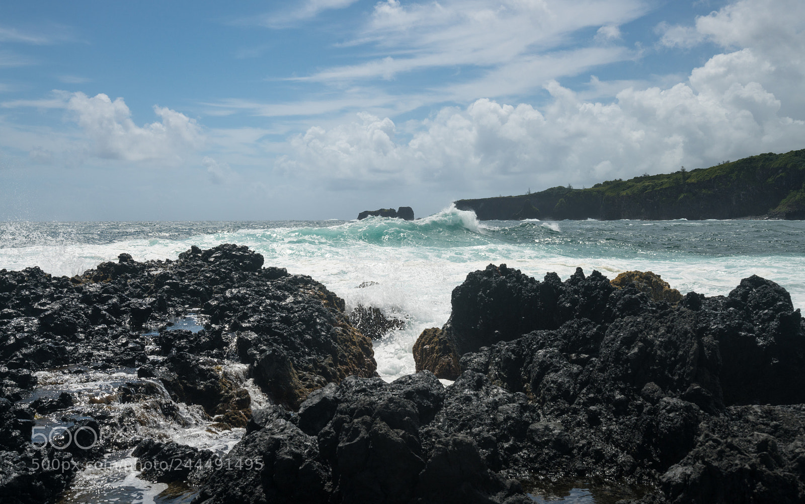 Sony a7R II sample photo. Pacific ocean breaks against photography