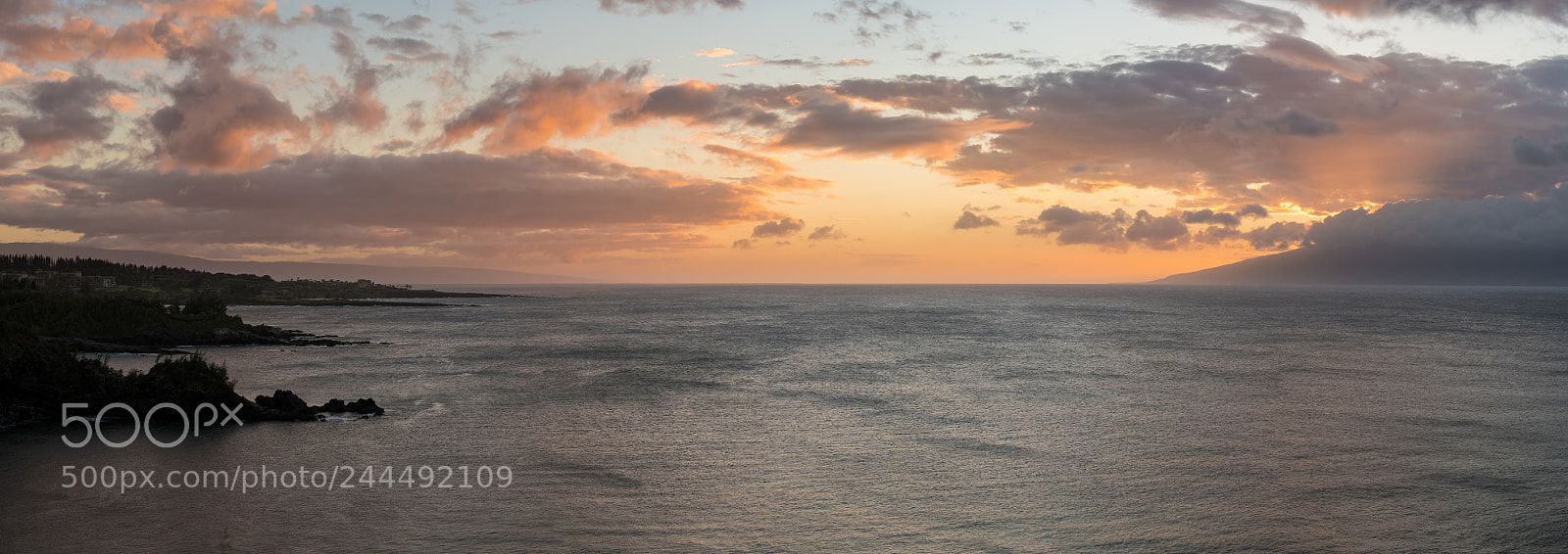 Sony a7R II sample photo. Sun setting behind the photography