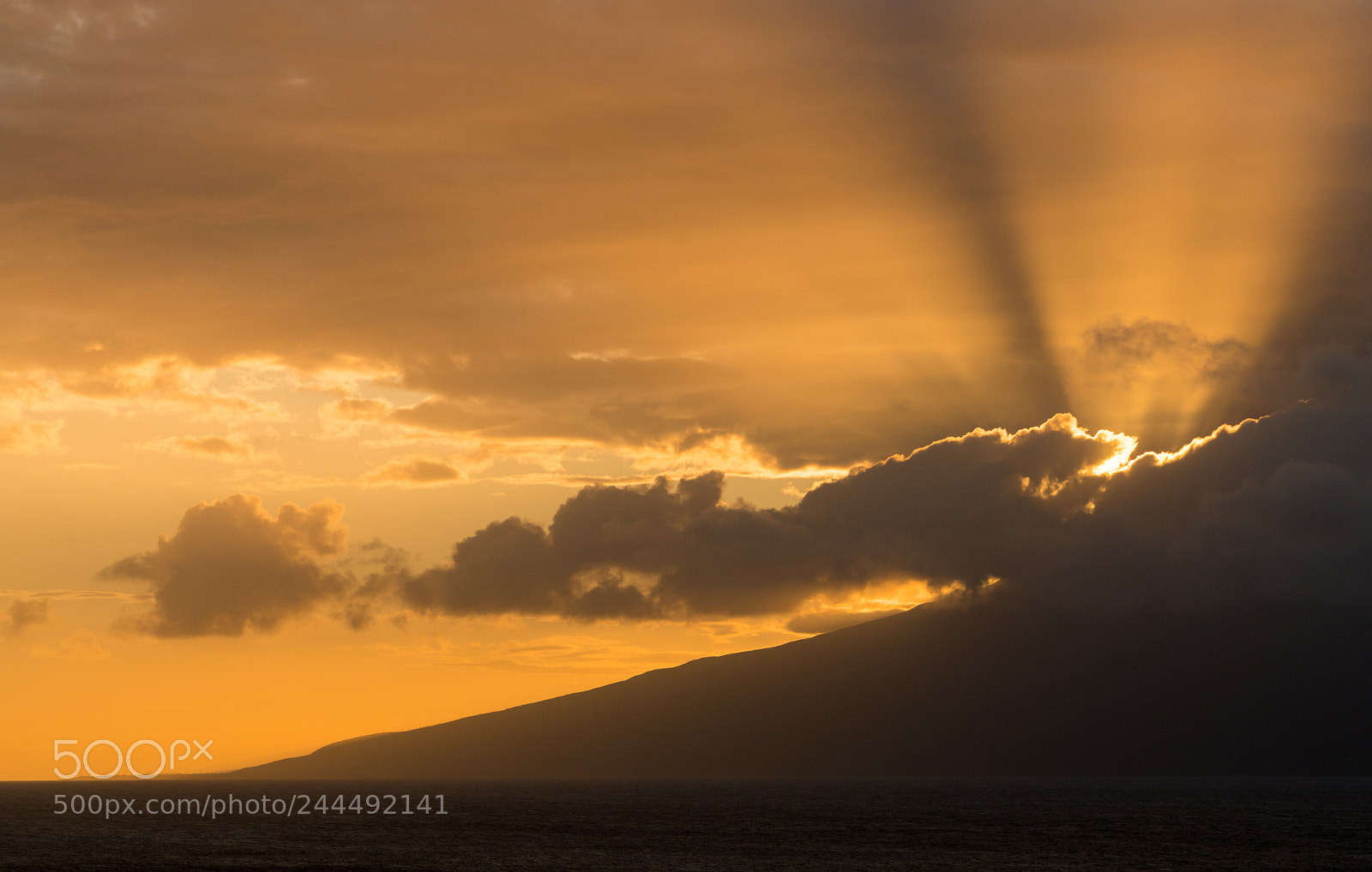 Sony a7R II sample photo. Sun setting behind the photography