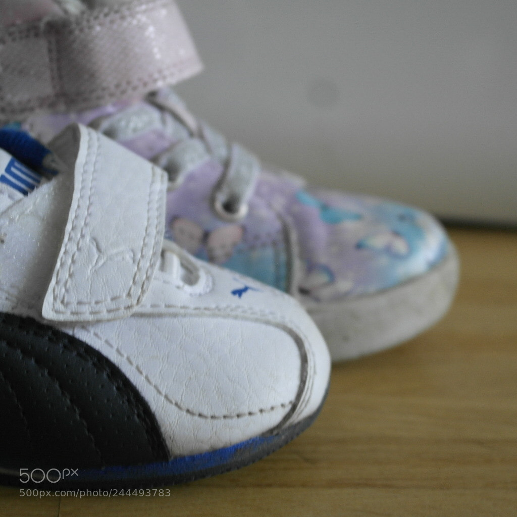 Samsung NX1000 sample photo. Untitled photography