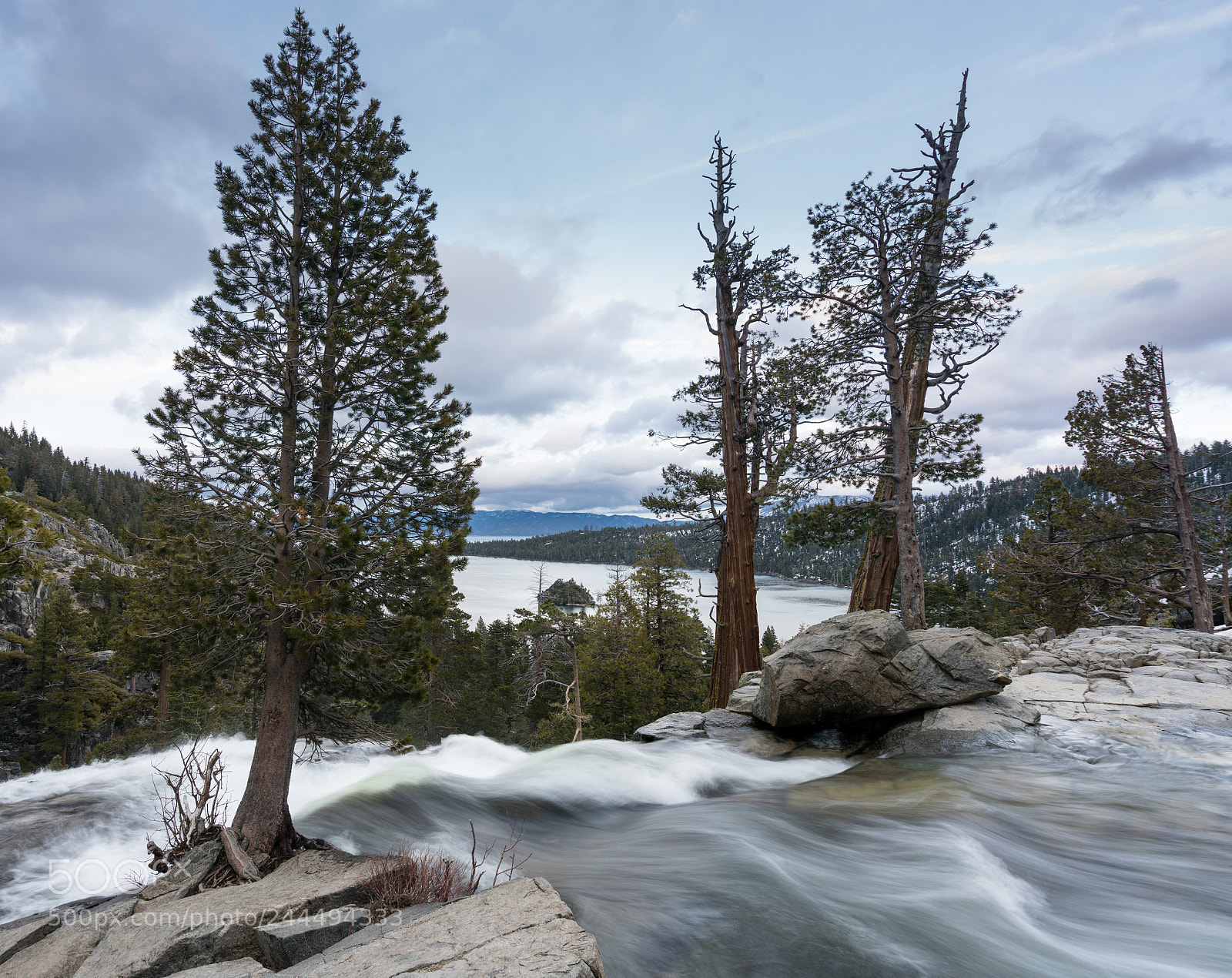 Sony a7R II sample photo. Emerald bay on lake photography