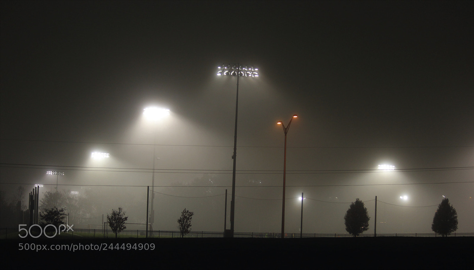 Canon EOS 600D (Rebel EOS T3i / EOS Kiss X5) sample photo. Foggy soccer field photography
