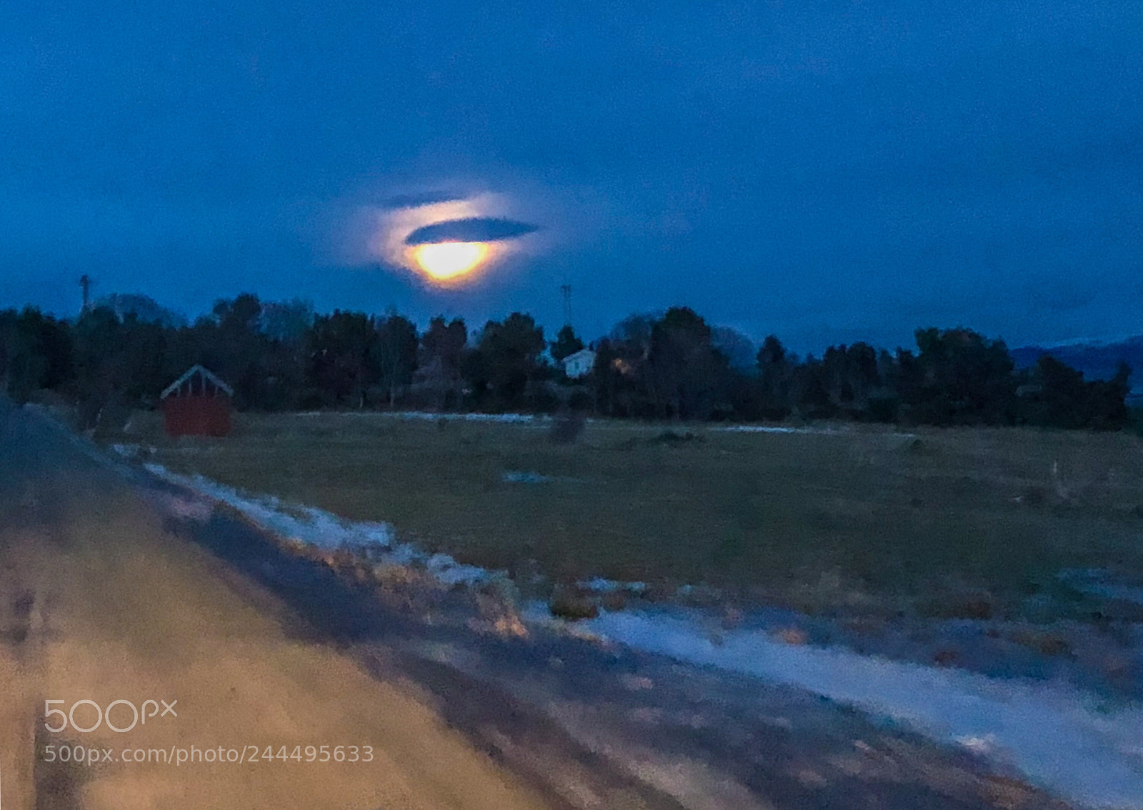 Apple iPhone X sample photo. Blue moon photography