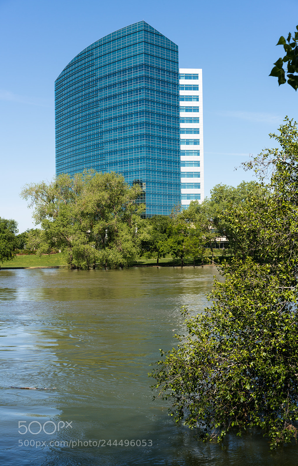Sony a7R II sample photo. Caltrs building and flooded photography