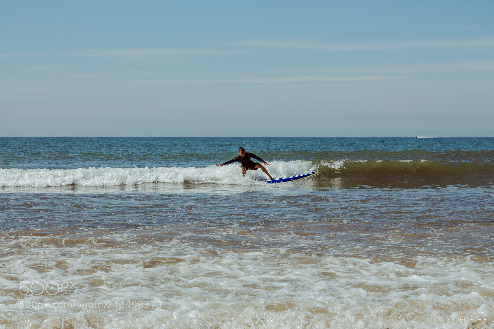Canon EOS 1100D (EOS Rebel T3 / EOS Kiss X50) sample photo. Surfeando en el pacifico photography