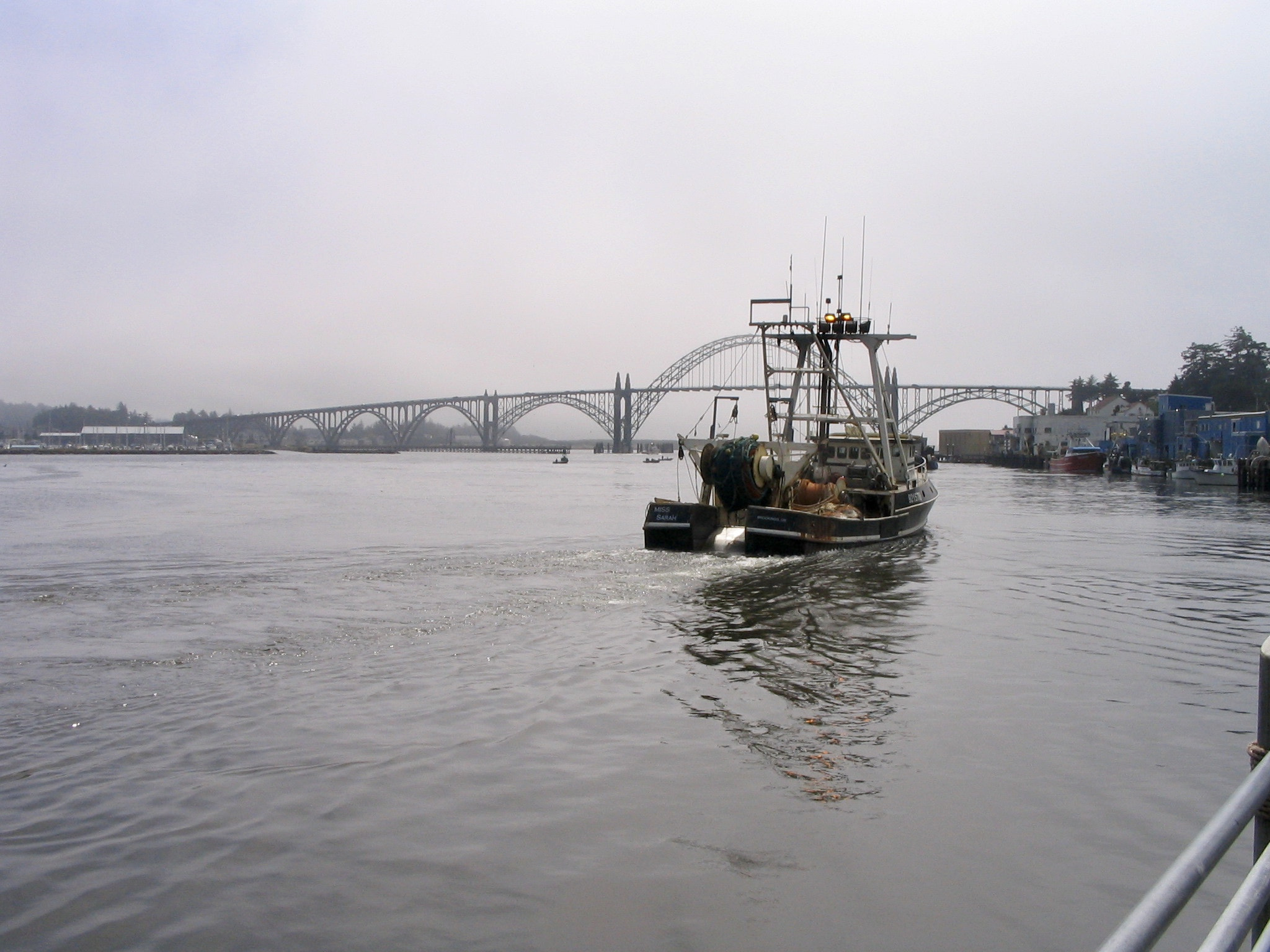 Canon POWERSHOT A70 sample photo. Bridge & boat photography
