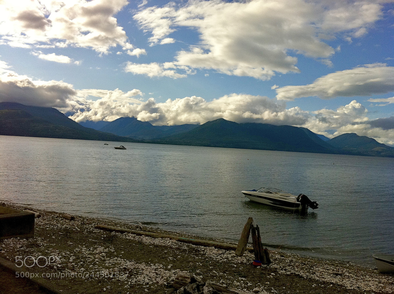 Apple iPhone 4 sample photo. Lonely boat photography