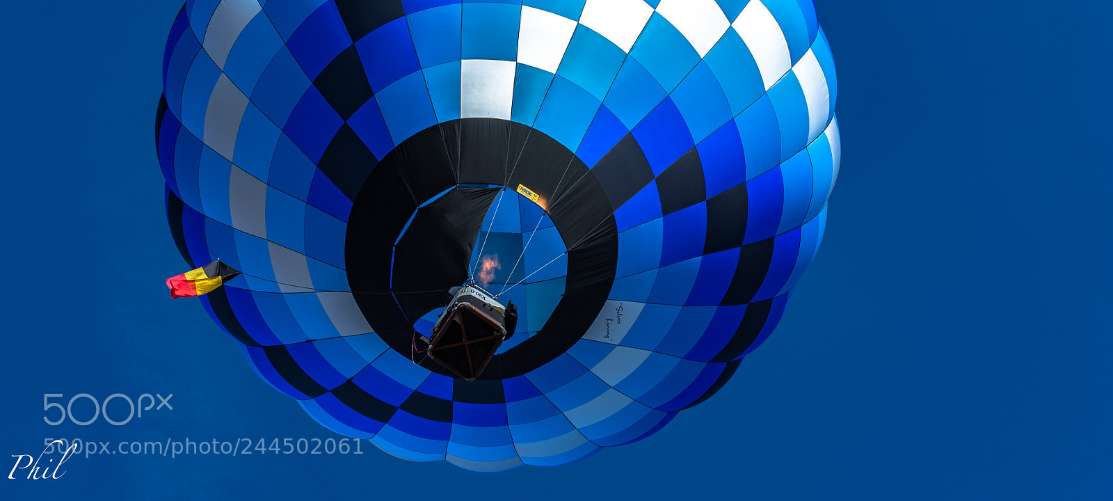 Nikon D4S sample photo. Blue balloon photography
