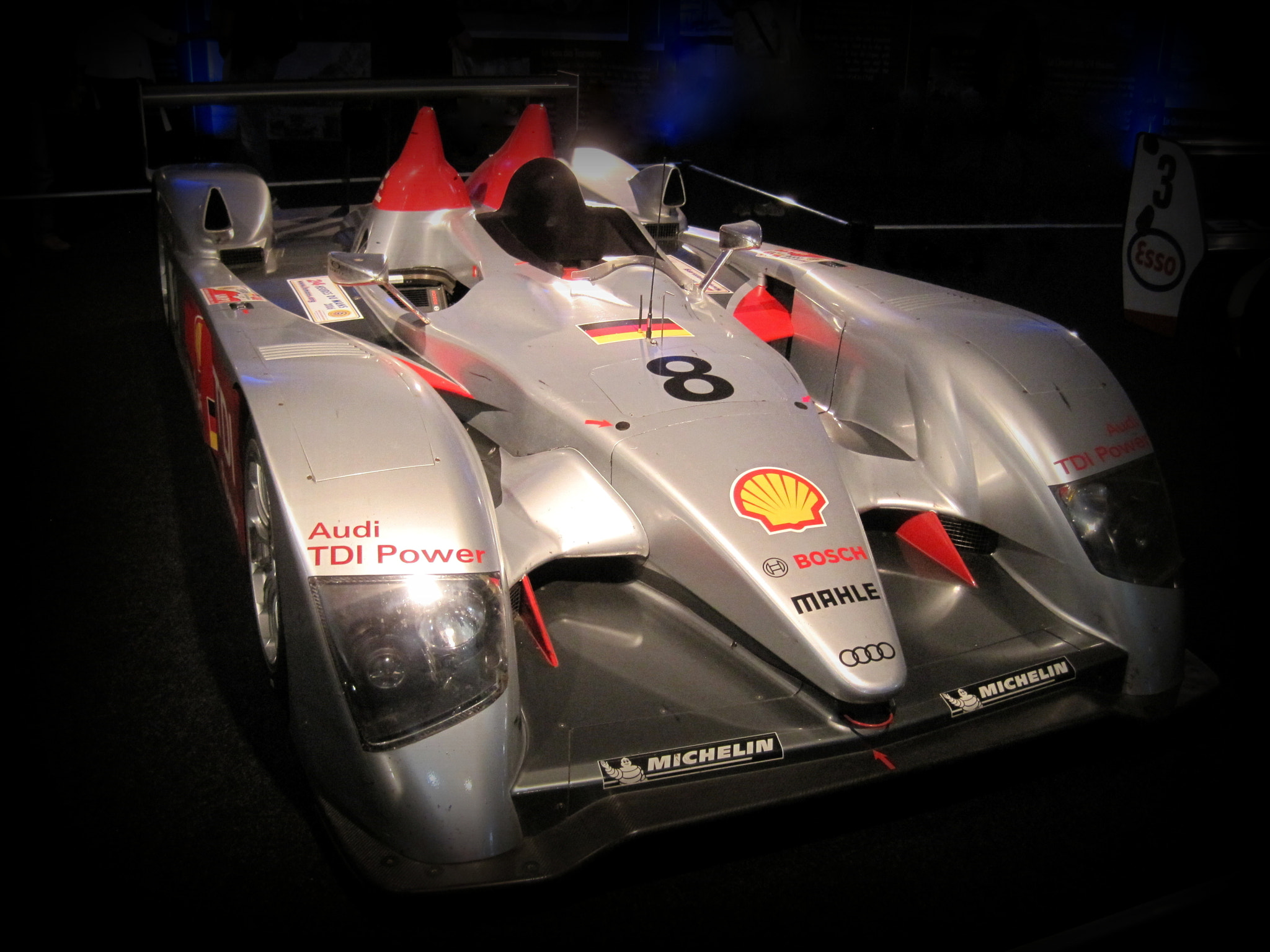 Canon PowerShot SD1200 IS (Digital IXUS 95 IS / IXY Digital 110 IS) sample photo. Tom k´s le mans racer. photography