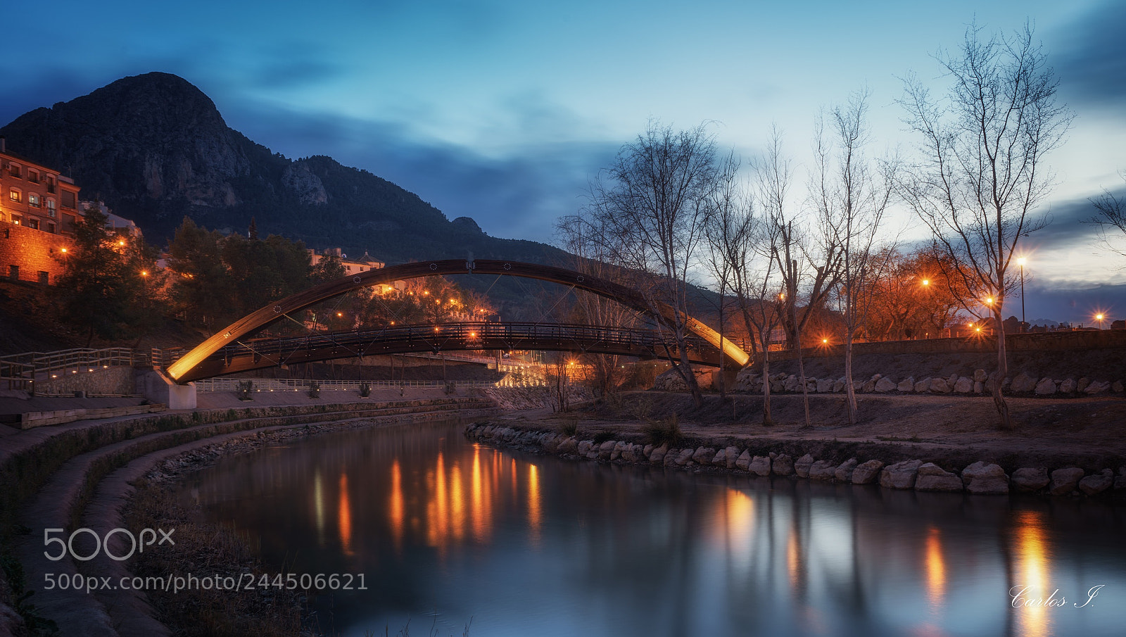 Sony a7 II sample photo. Luces al ocaso photography