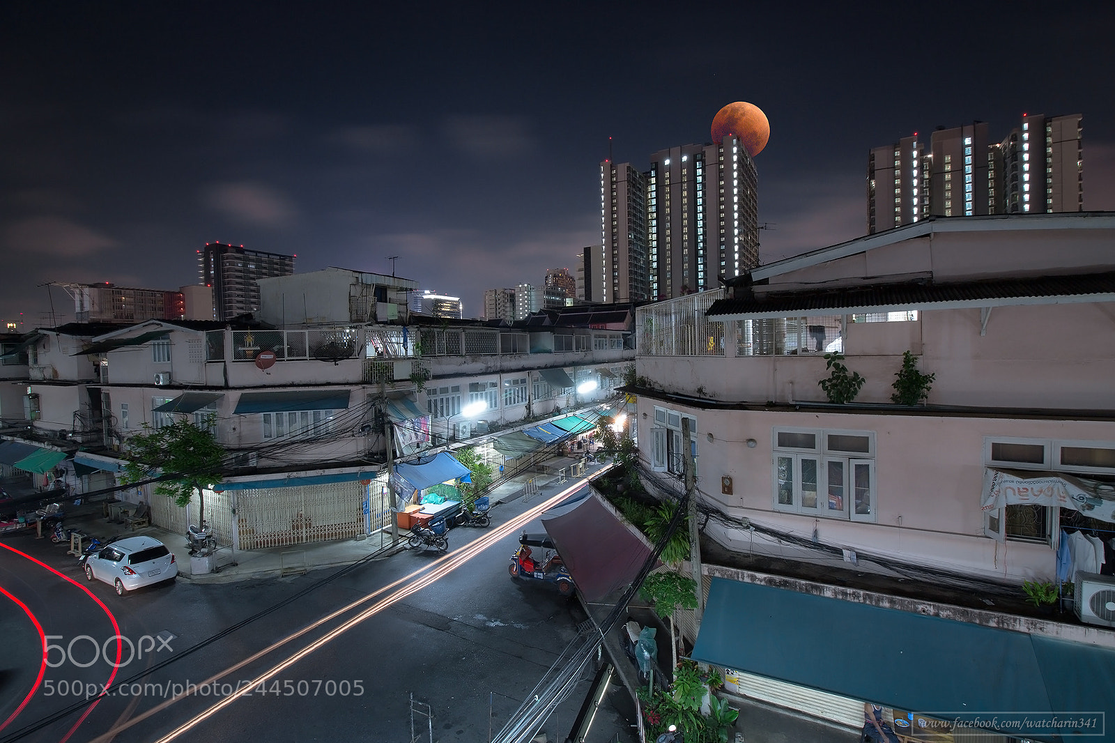 Canon EOS 600D (Rebel EOS T3i / EOS Kiss X5) sample photo. Super blue blood moon photography