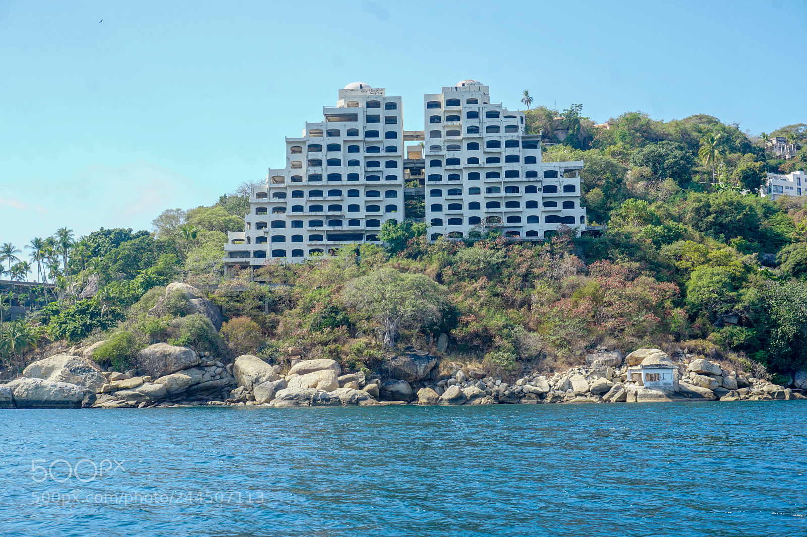 Sony a6300 sample photo. Unfinished hotel in acapulco photography