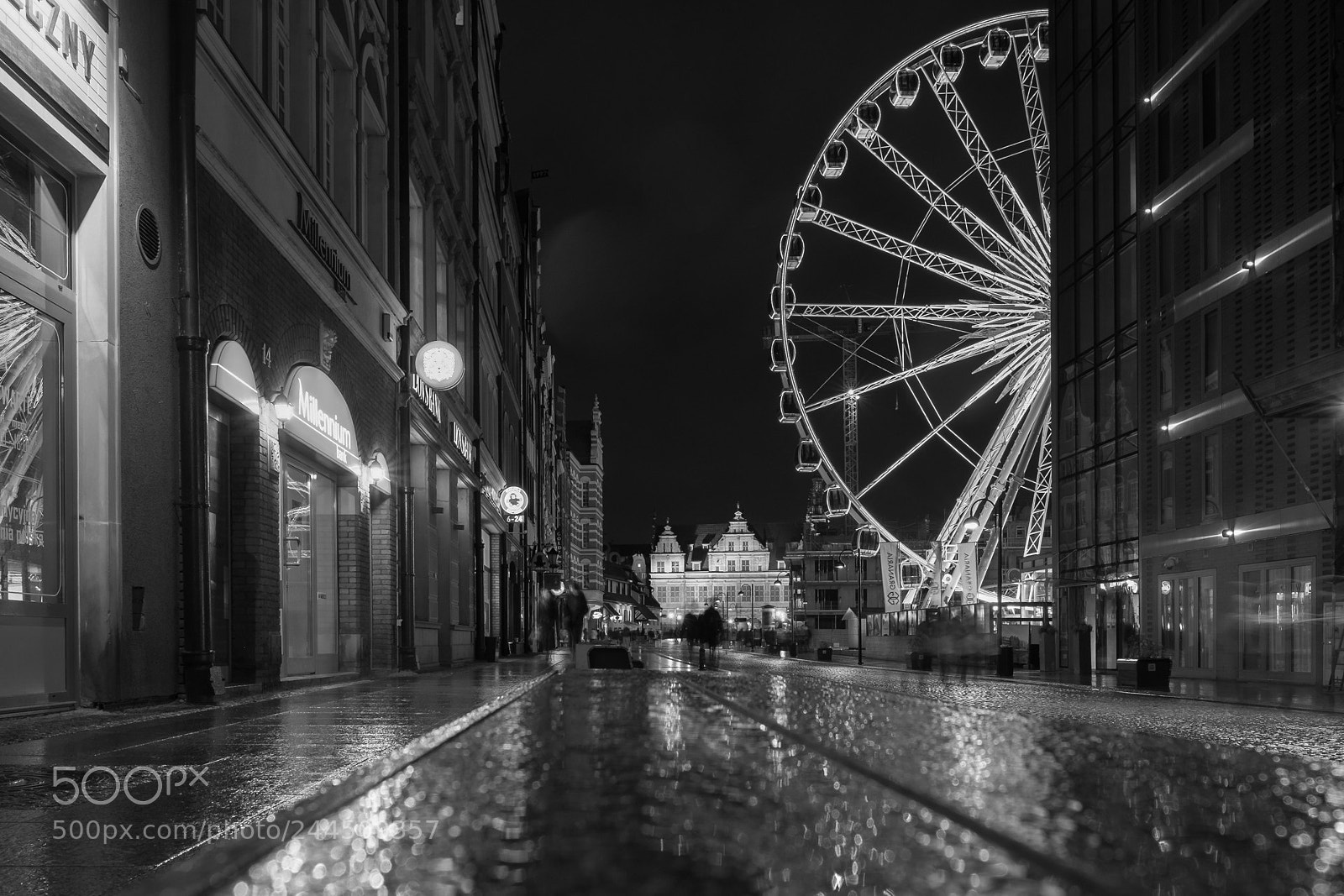 Fujifilm X-T10 sample photo. Ferris wheel gdansk photography