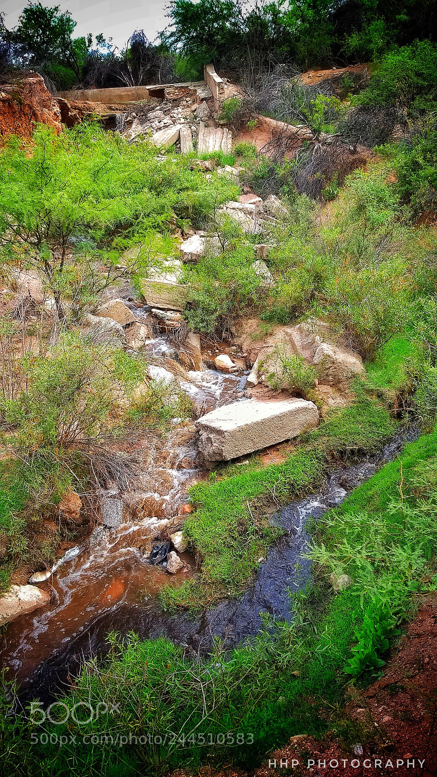 Motorola Moto G (5) Plus sample photo. Ruins to water photography