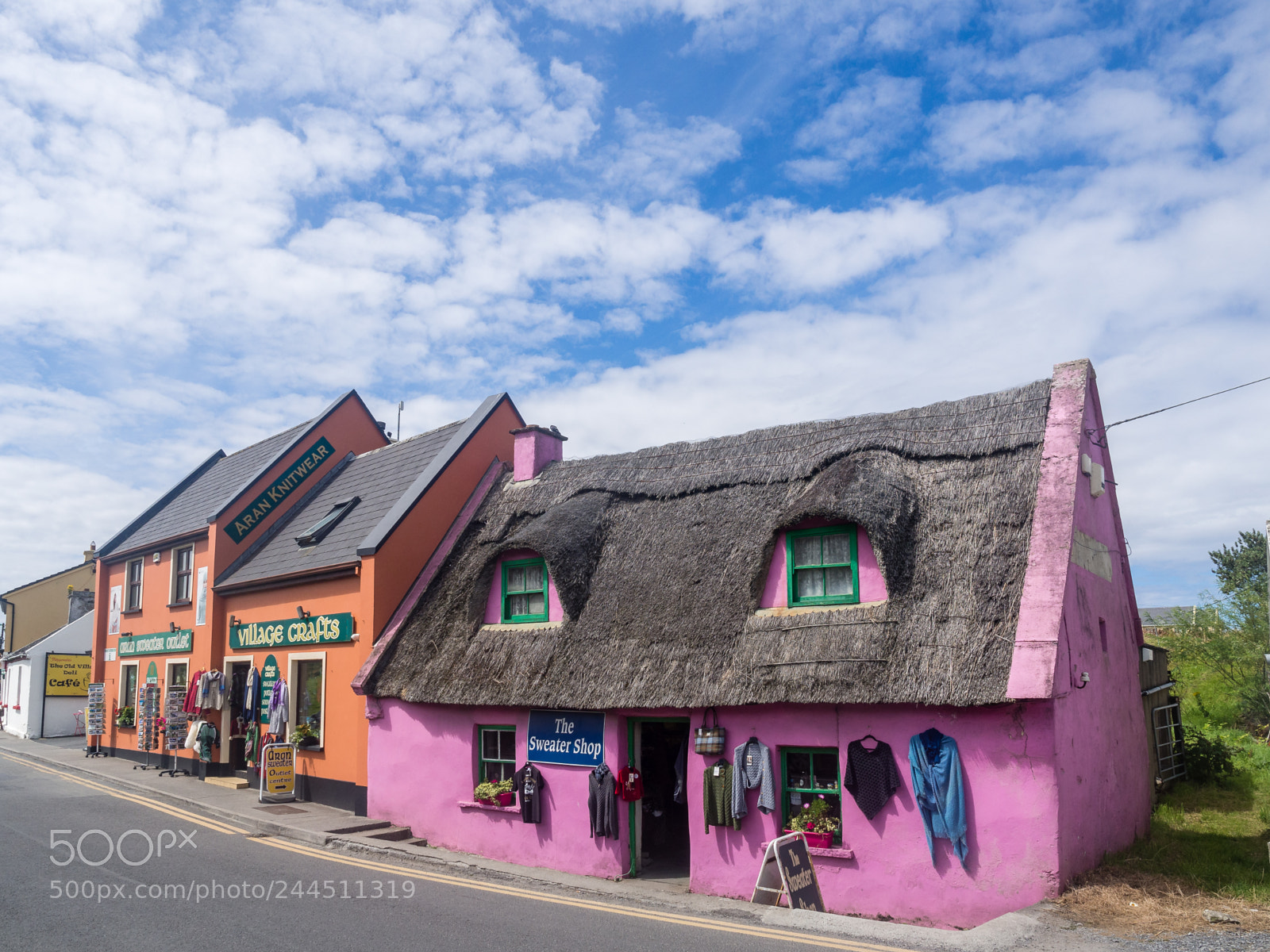 Olympus OM-D E-M10 II sample photo. Doolin, ireland photography