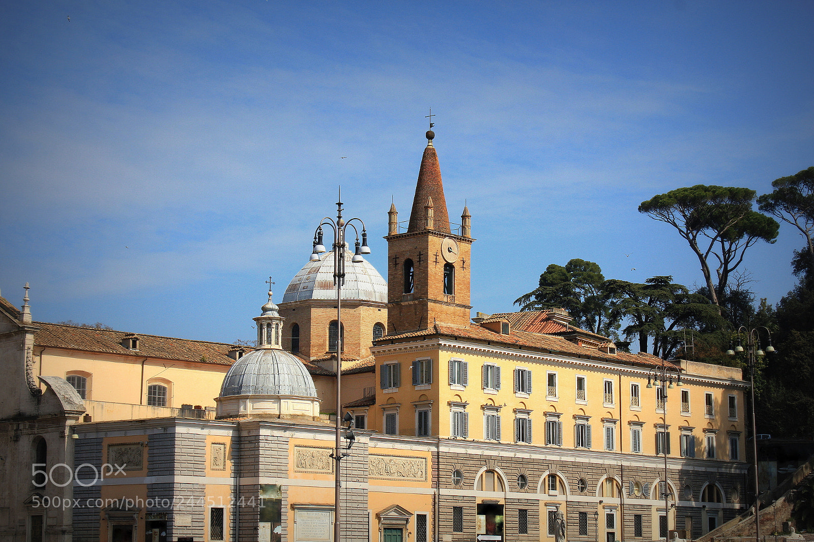 Canon EOS 550D (EOS Rebel T2i / EOS Kiss X4) sample photo. The basilica of santa photography
