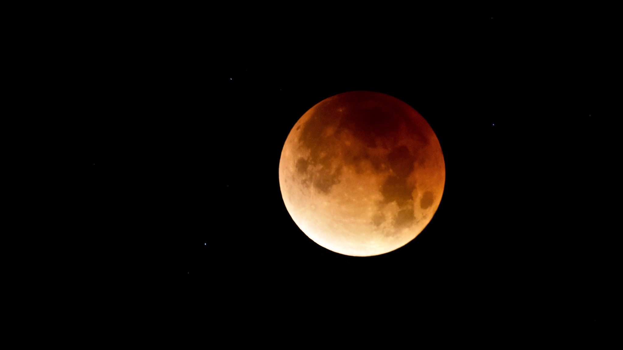 Nikon AF-S Nikkor 200-500mm F5.6E ED VR sample photo. Total lunar eclipse jan 31, 2018 photography
