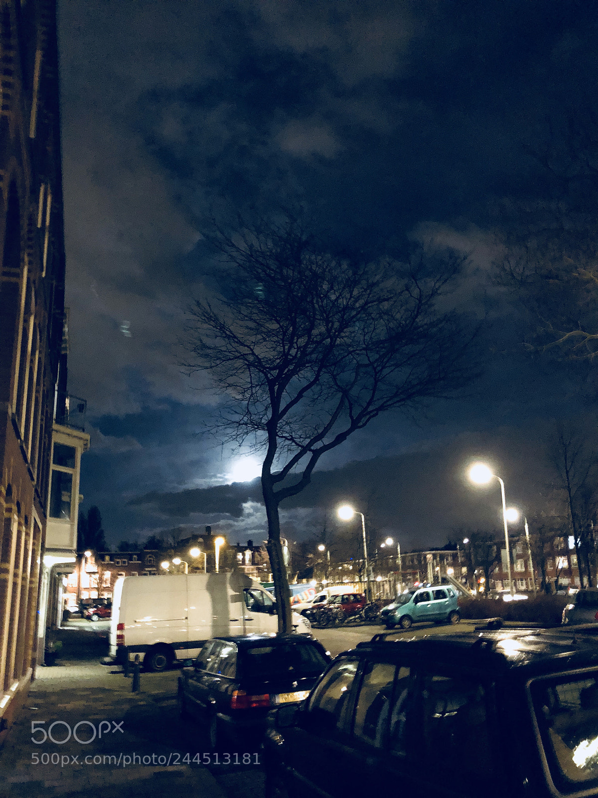 Apple iPhone 8 sample photo. Mysterious blue full moon photography