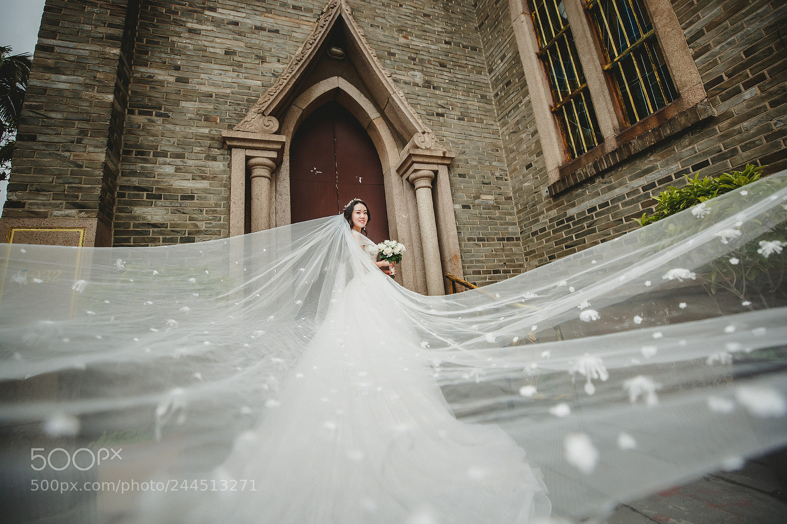 Canon EOS-1D X Mark II sample photo. Beautiful bride photography