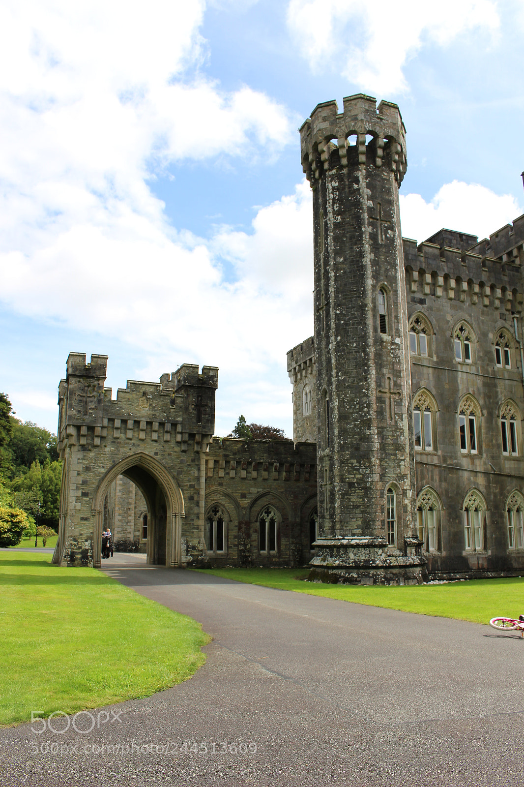 Canon EOS 100D (EOS Rebel SL1 / EOS Kiss X7) sample photo. Castle views photography