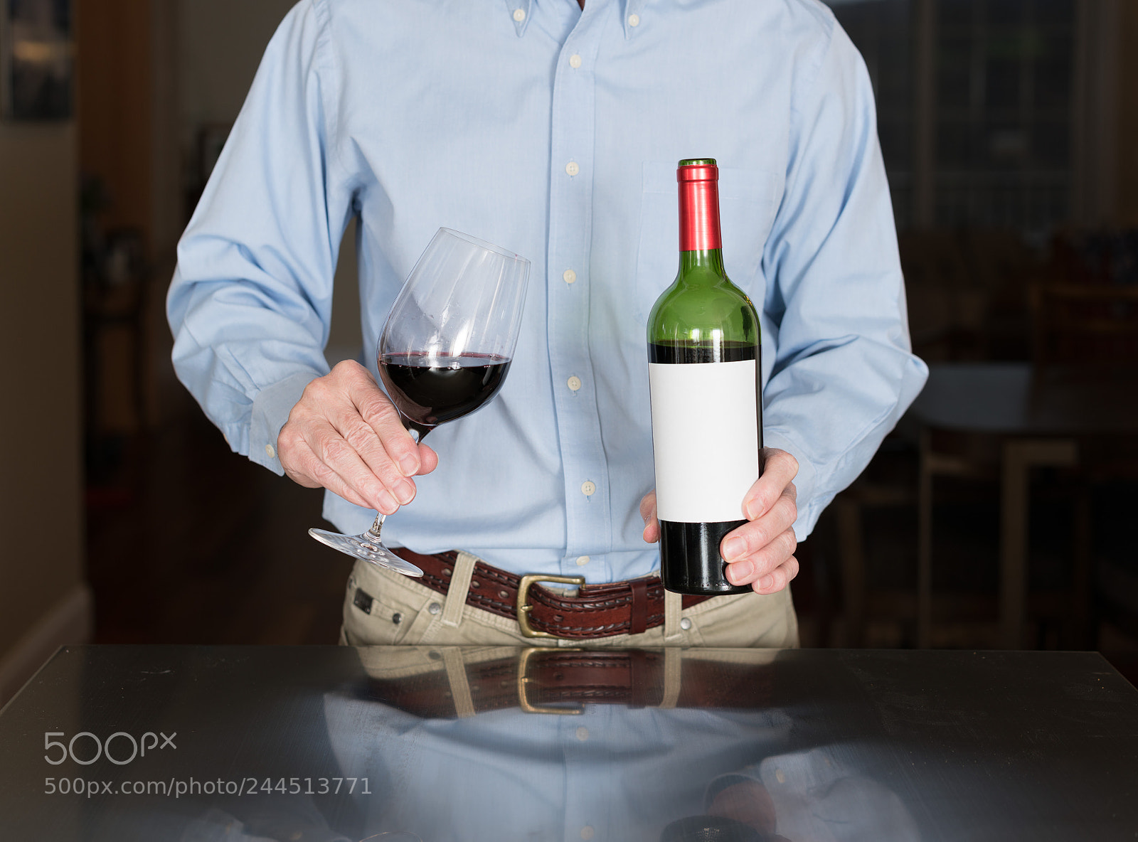 Sony a7R II sample photo. Senior man pouring from photography
