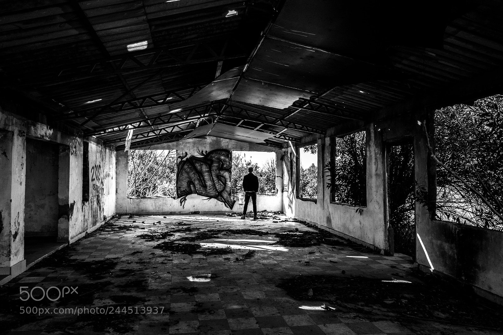 Canon EOS 7D Mark II sample photo. Abandoned and confused photography