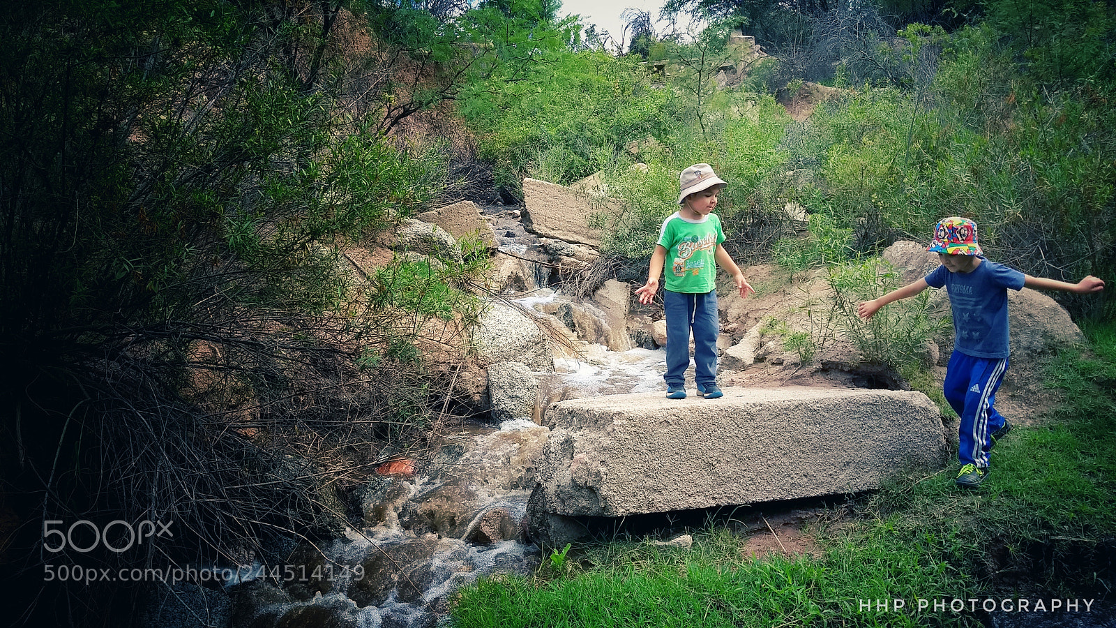Motorola Moto G (5) Plus sample photo. Kids photography