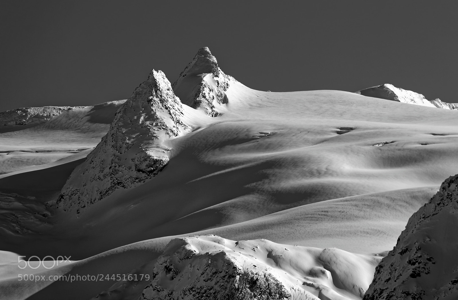 Canon EF-S 18-200mm F3.5-5.6 IS sample photo. Snowscape photography