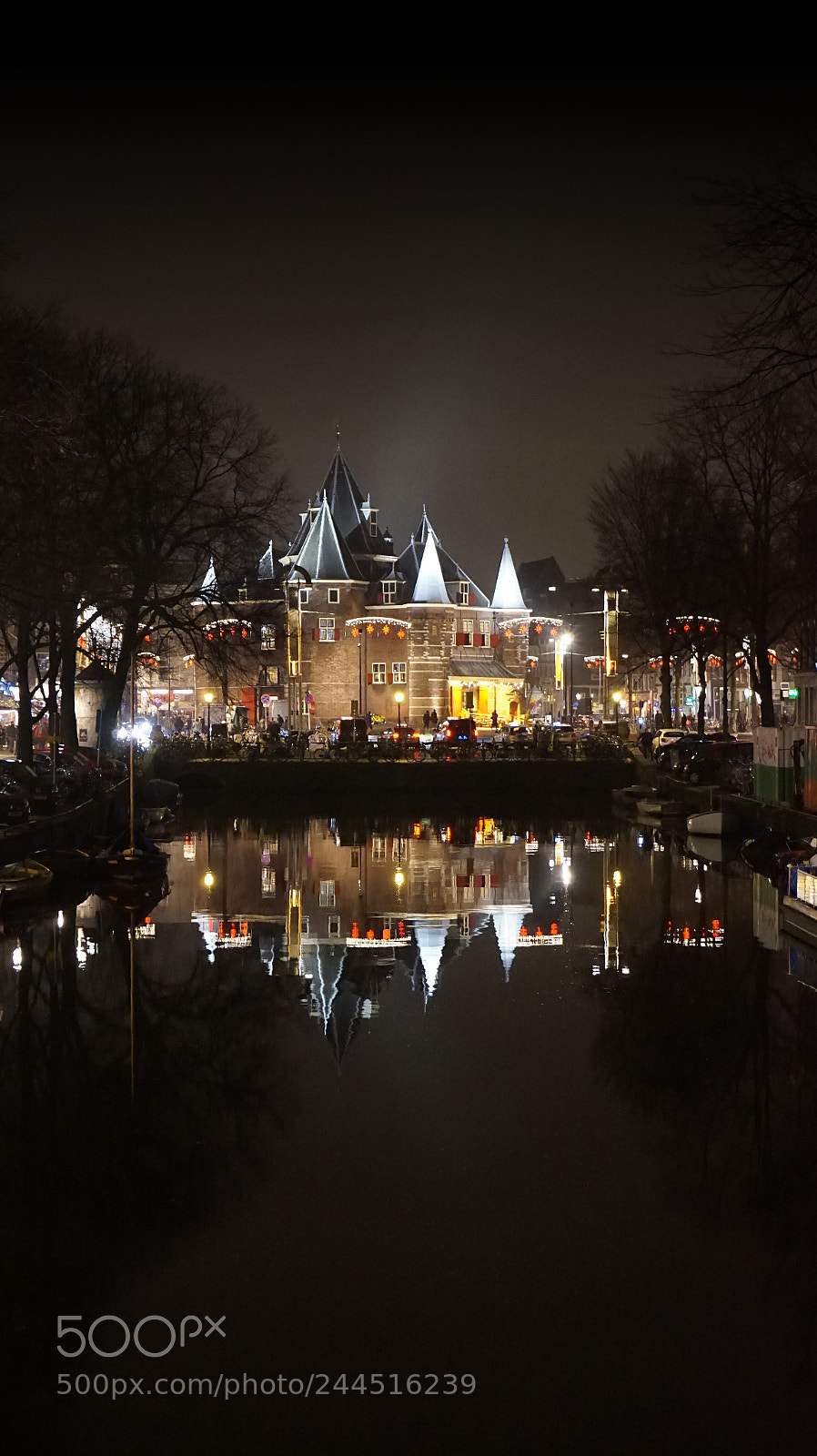 Sony Alpha a5000 (ILCE 5000) sample photo. Amsterdam at night photography