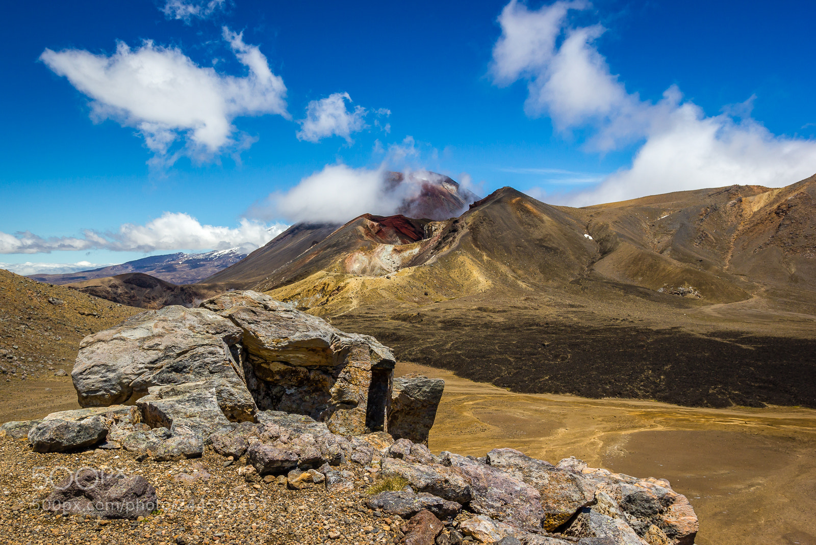 Canon EOS 550D (EOS Rebel T2i / EOS Kiss X4) sample photo. View on mount doom photography