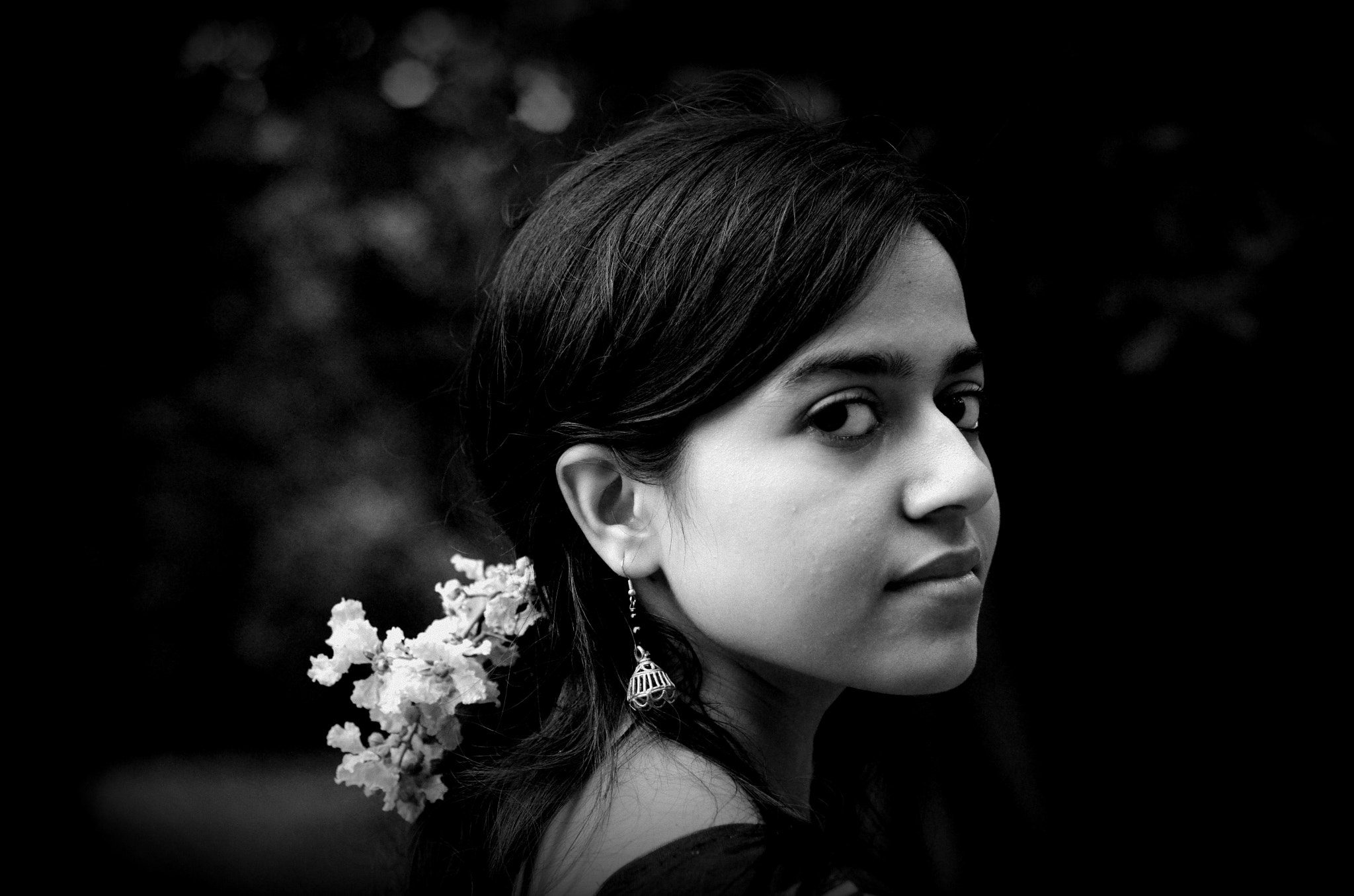 Nikon D7000 + Nikon AF Nikkor 50mm F1.8D sample photo. The look photography