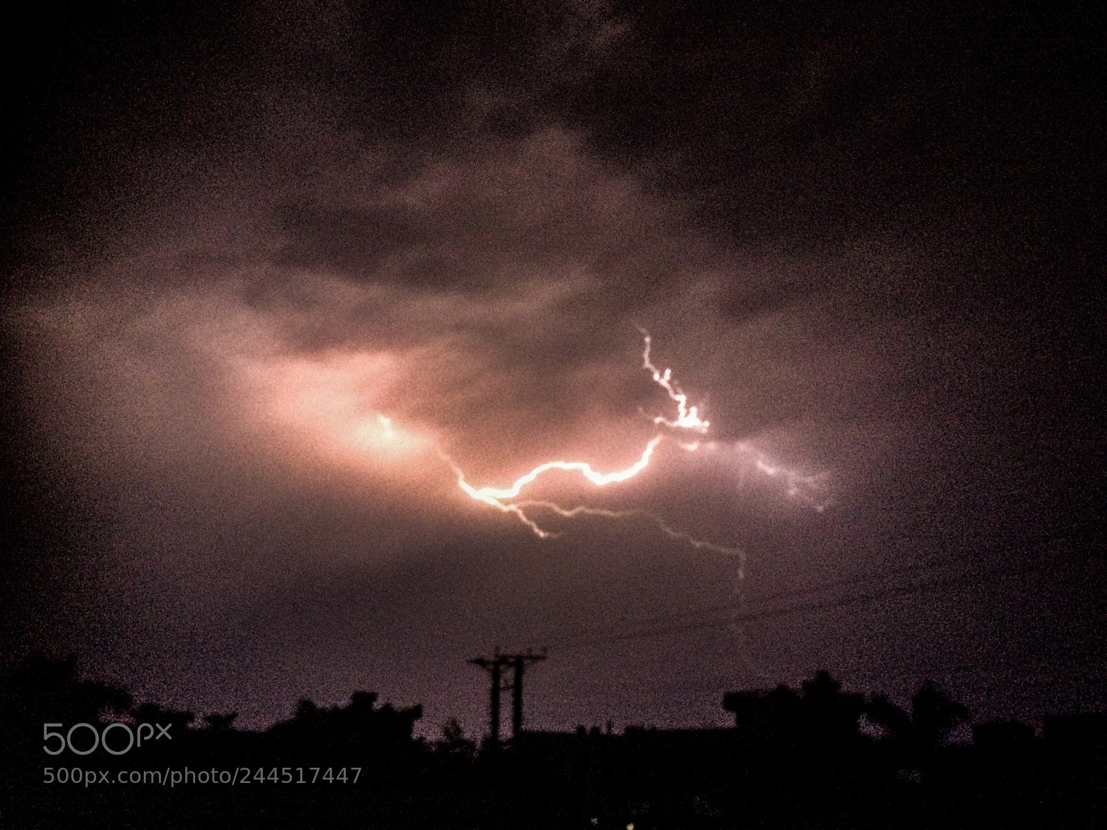 Apple iPhone 5s sample photo. Lightning photography