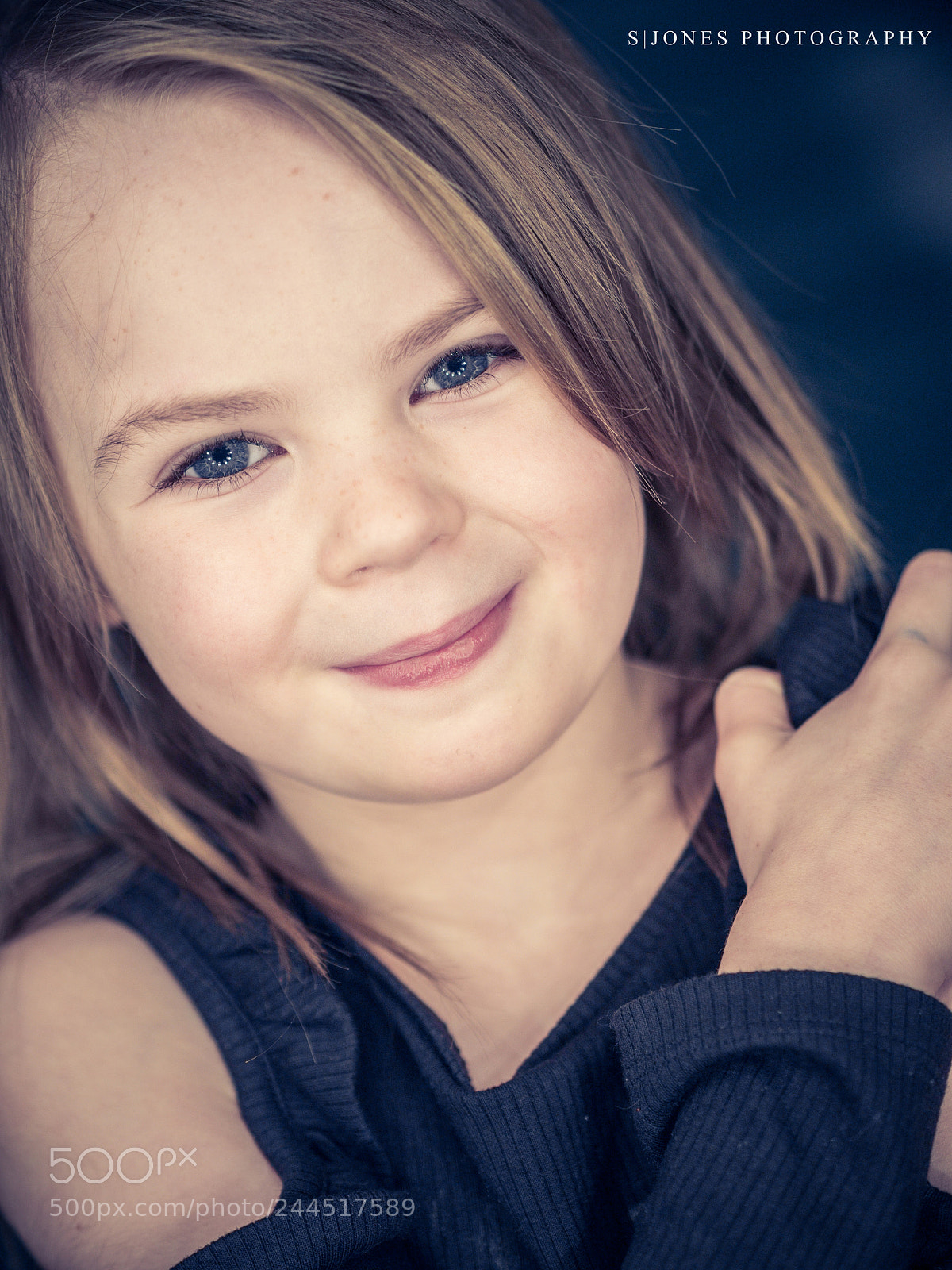 Olympus OM-D E-M10 II sample photo. Ellie photography