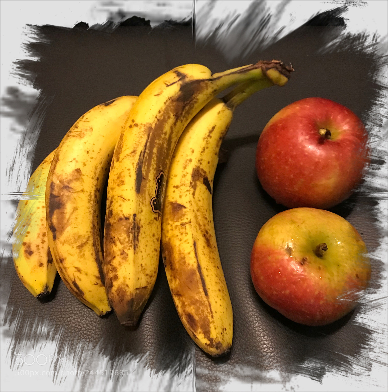 Apple iPhone 7 Plus sample photo. Raw night photography