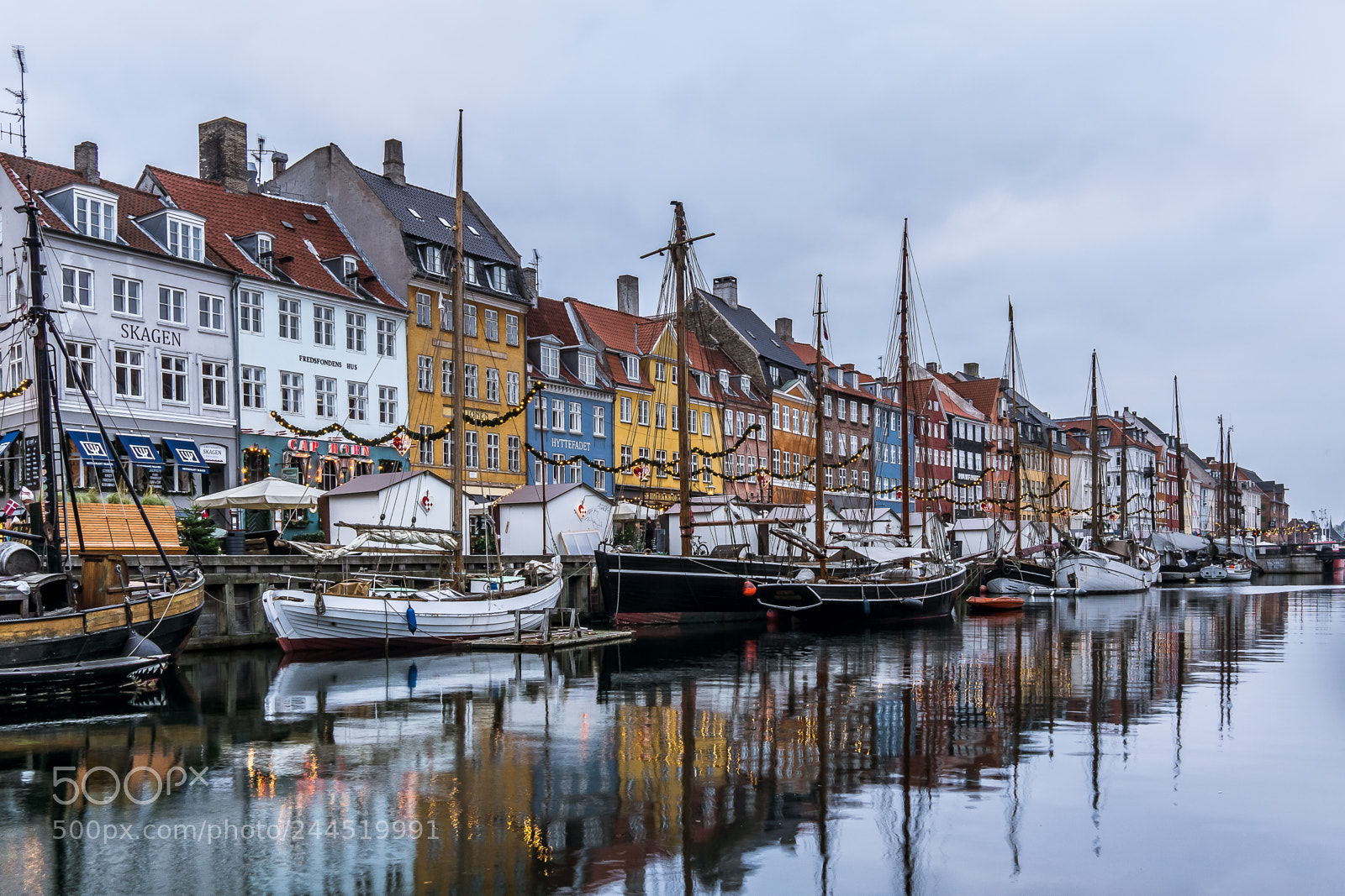 Sony Alpha NEX-7 sample photo. Christmas decoration at nyhavn photography