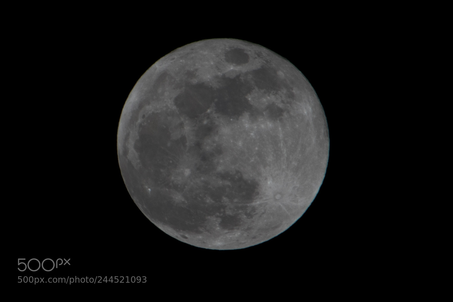 Canon EOS 77D (EOS 9000D / EOS 770D) sample photo. January supermoon photography