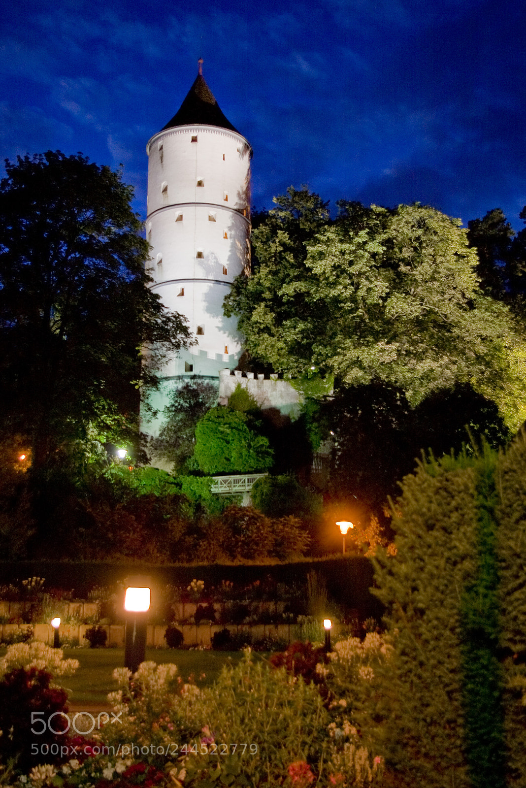 Pentax K100D sample photo. Weißer turm photography