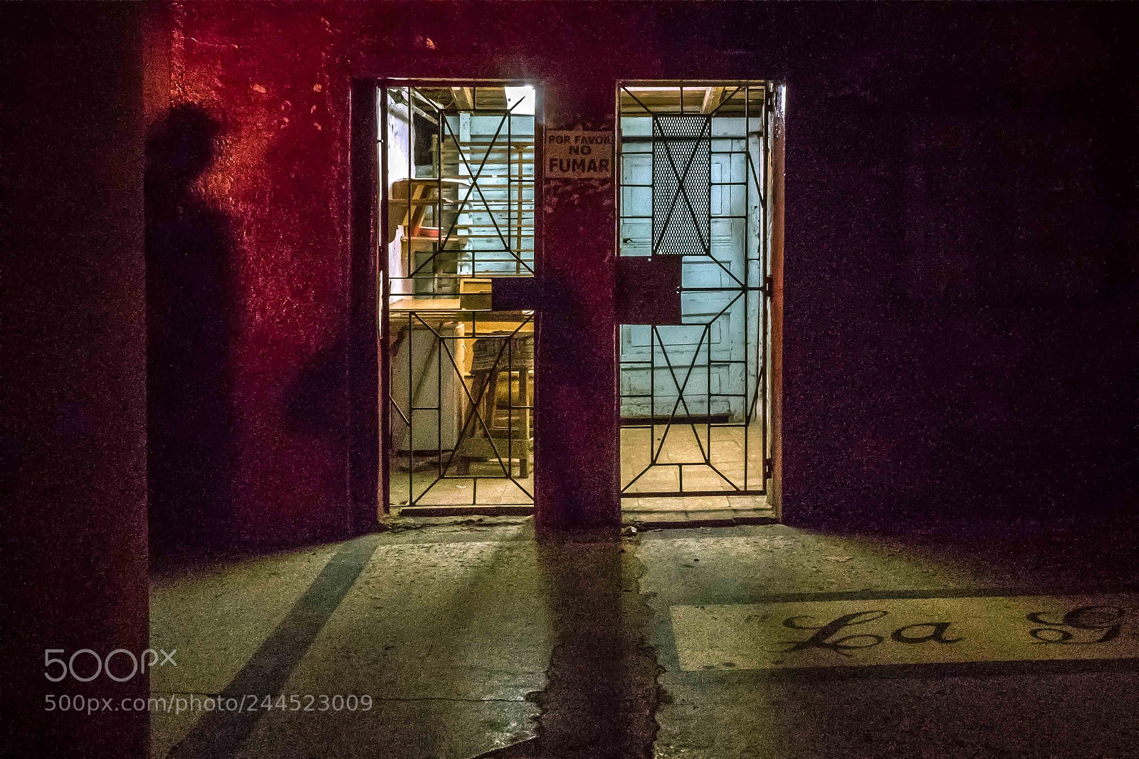 Olympus OM-D E-M5 II sample photo. Good evening in havana photography