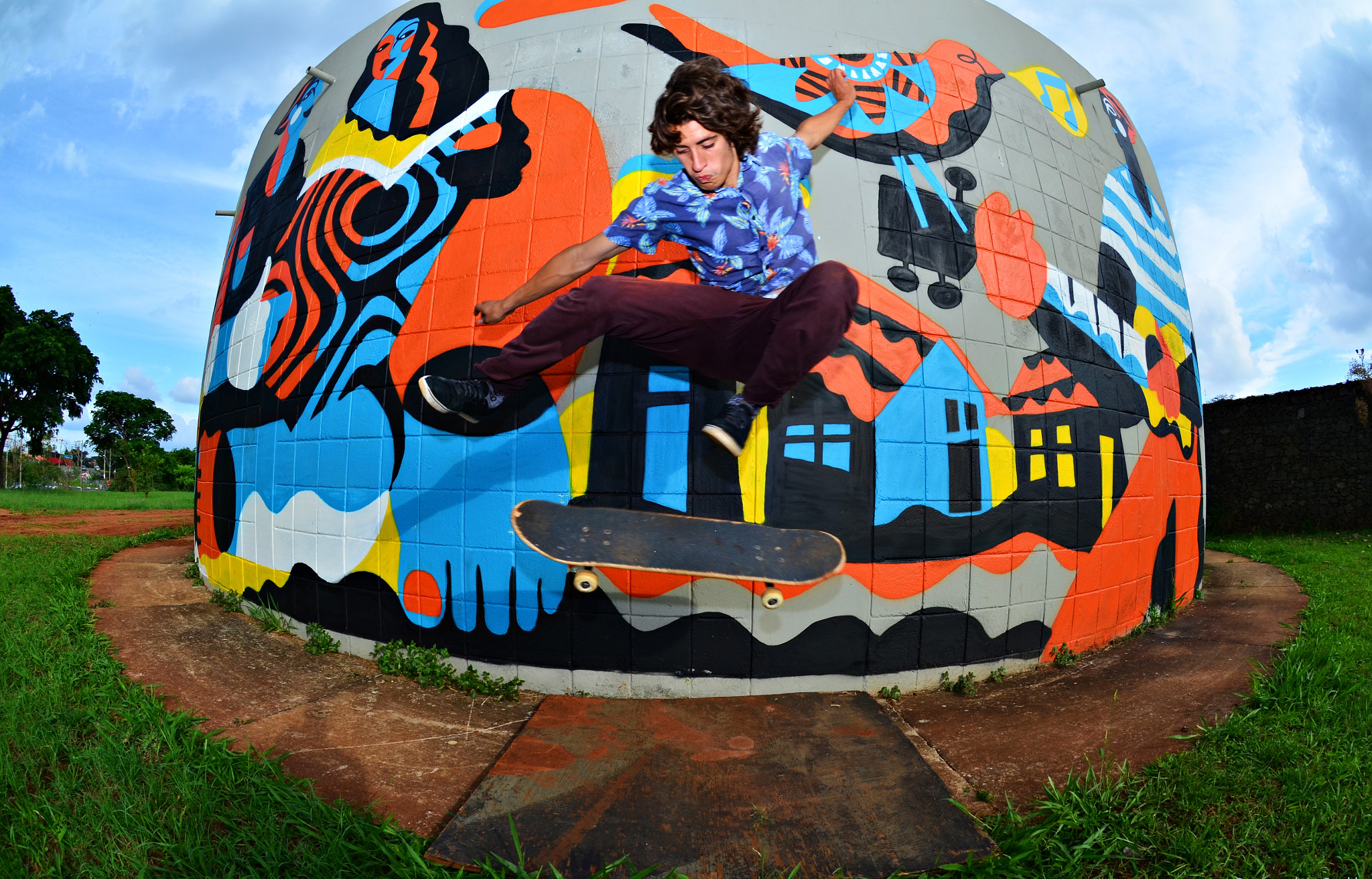 Nikon D7000 + Nikon AF DX Fisheye-Nikkor 10.5mm F2.8G ED sample photo. Yellow submarine flip - leonardo baptista photography