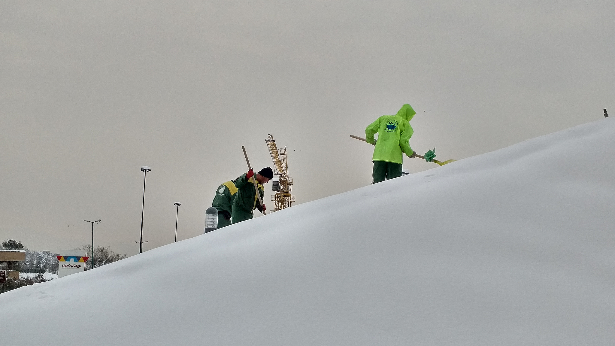 QCOM-AA QCAM-AA sample photo. Working in the snow.... photography