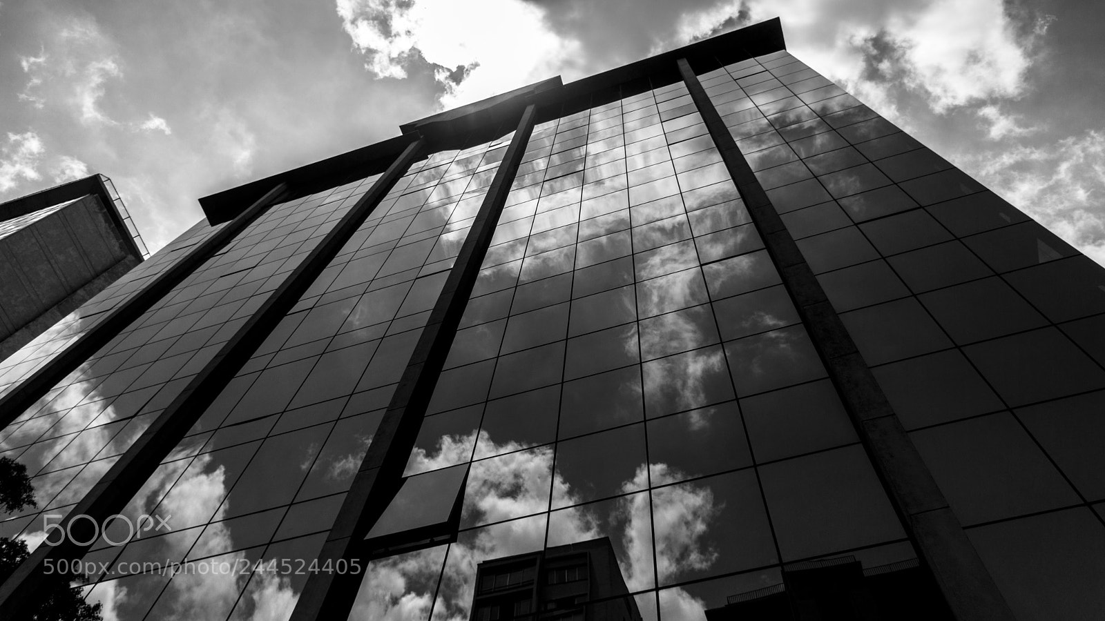 Sony Alpha NEX-7 sample photo. An imposing building photography