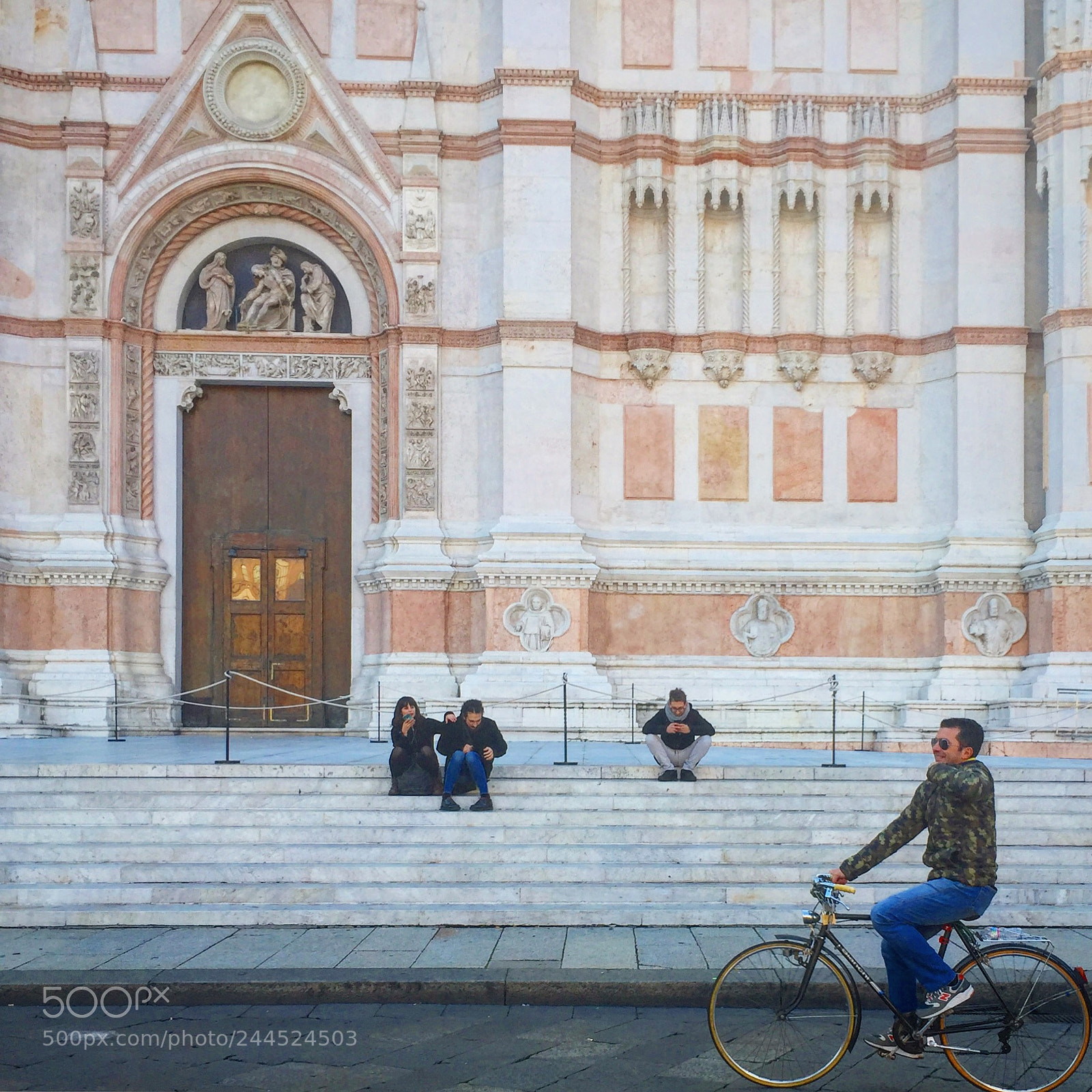 Apple iPhone 6 sample photo. Bologna photography