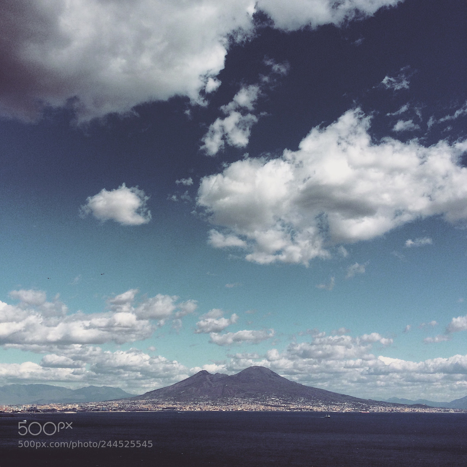Apple iPhone 5s sample photo. Naples photography