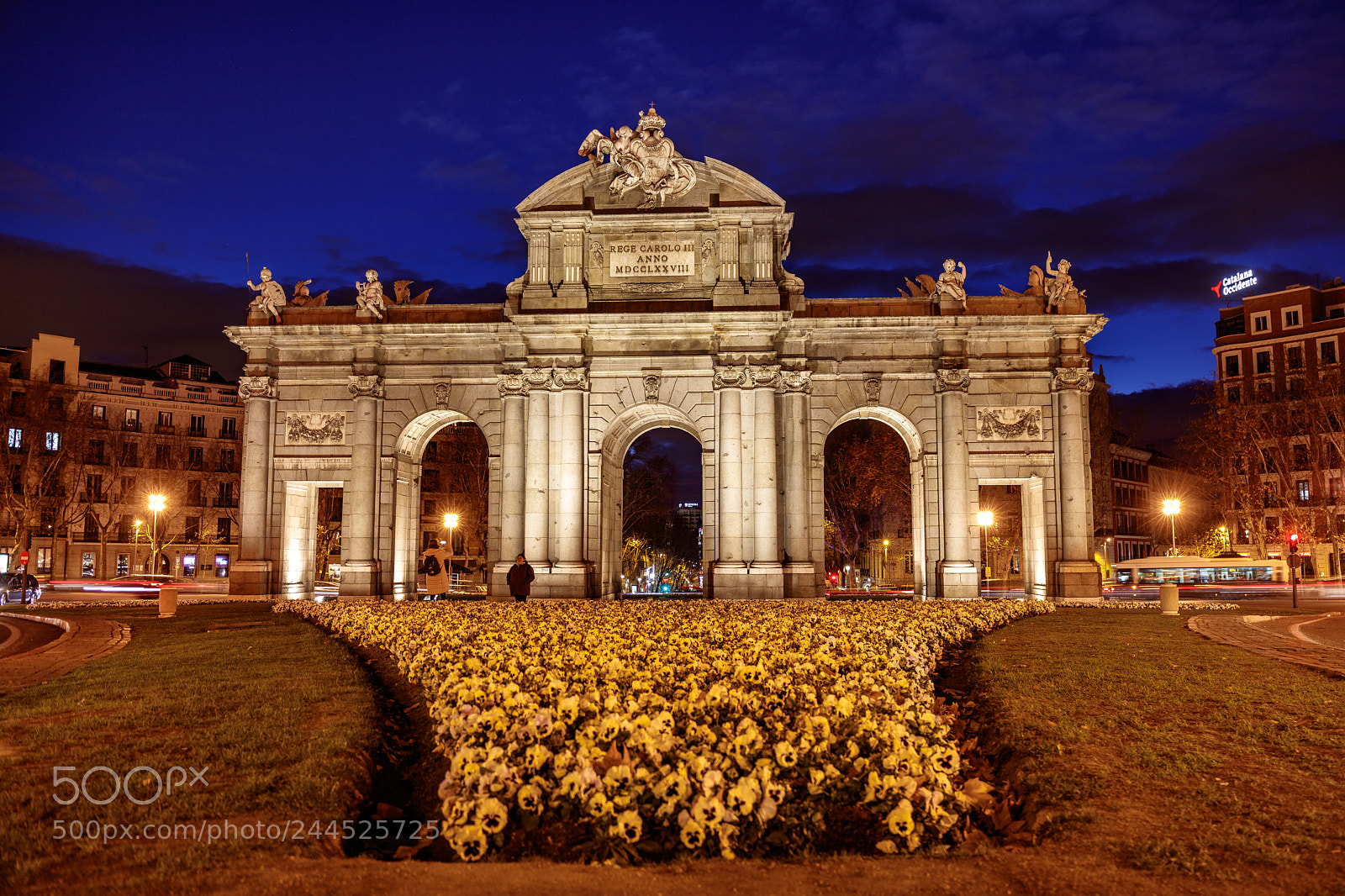 Canon EOS 5DS sample photo. Puerta de alcalá photography
