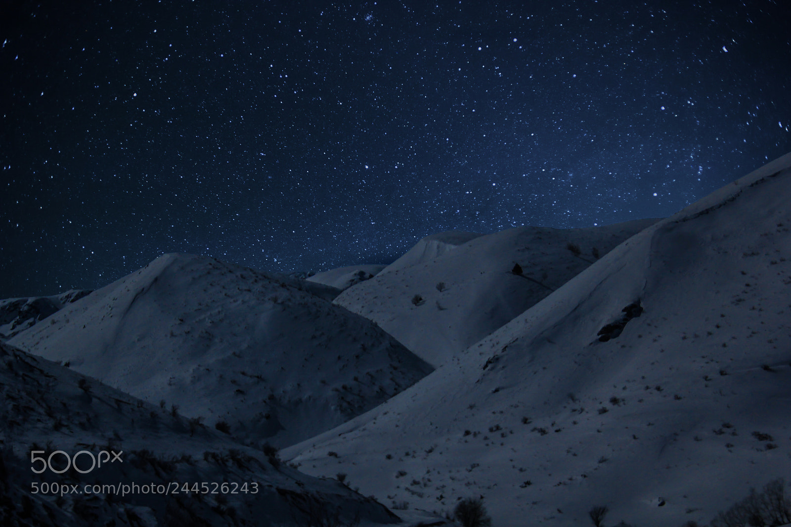 Canon EOS 550D (EOS Rebel T2i / EOS Kiss X4) sample photo. Snow dunes photography