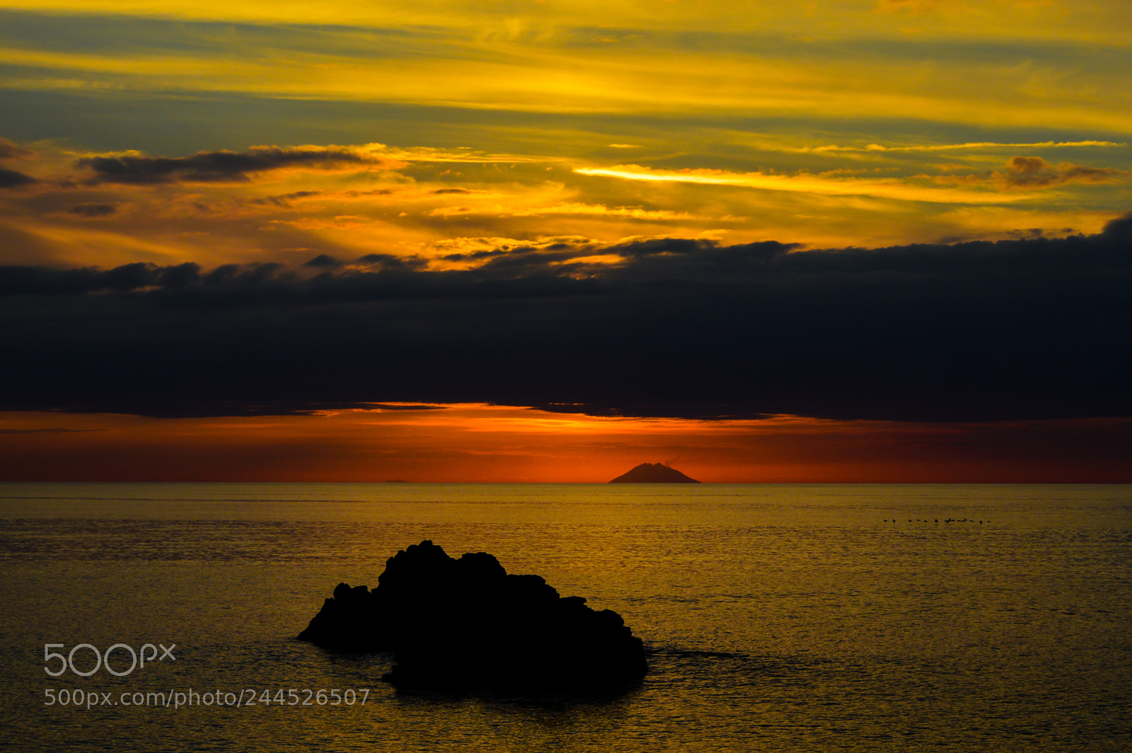 Nikon D3200 sample photo. Stromboli photography